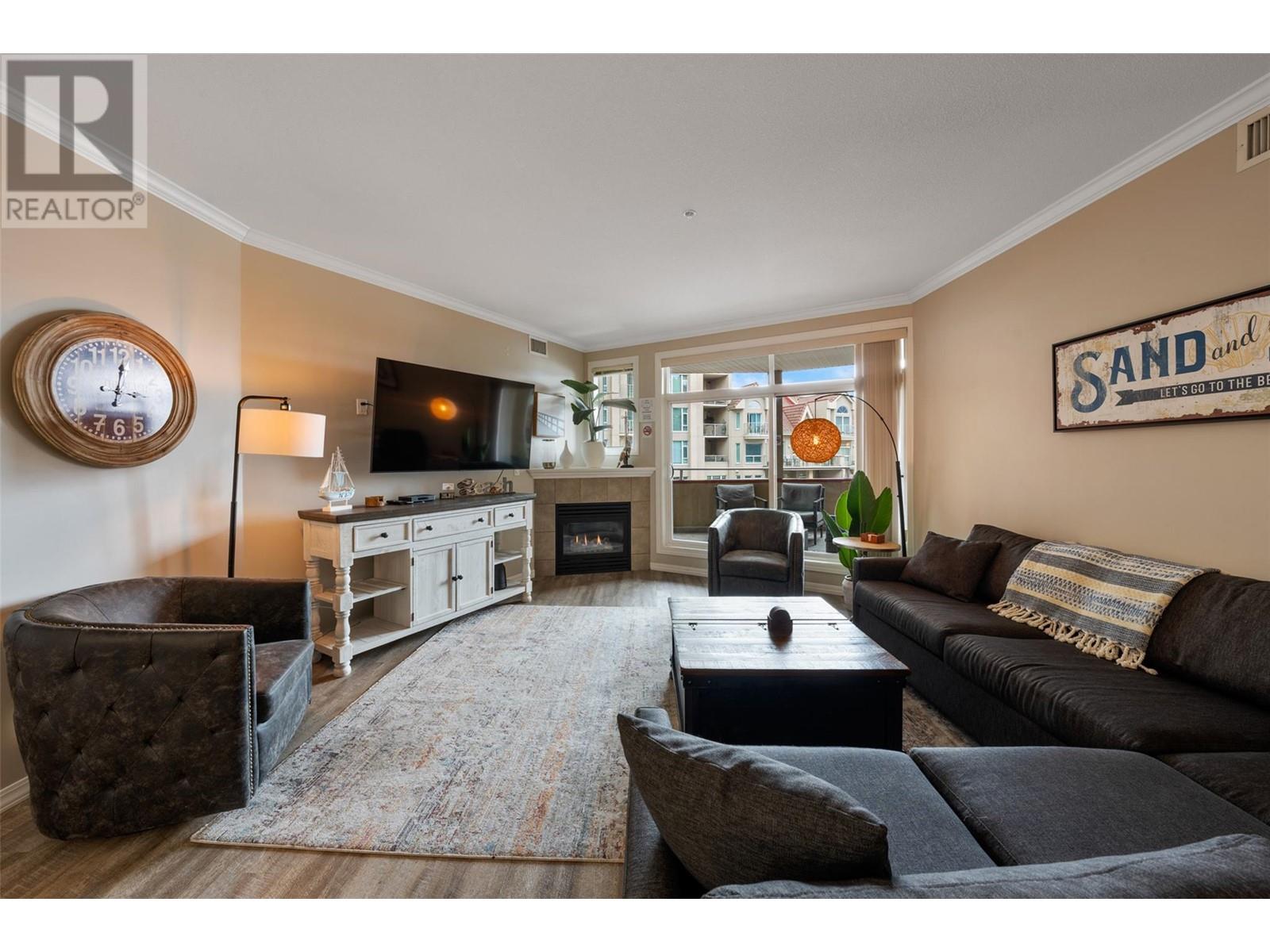 334 1088 Sunset Drive, Kelowna