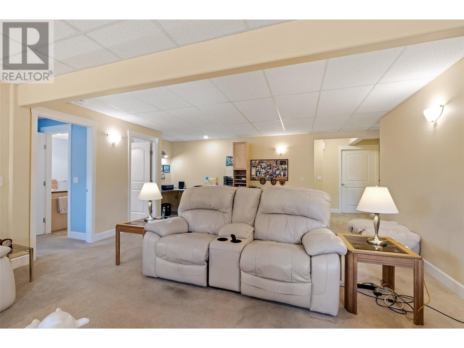 239 4035 Gellatly Road, West Kelowna
