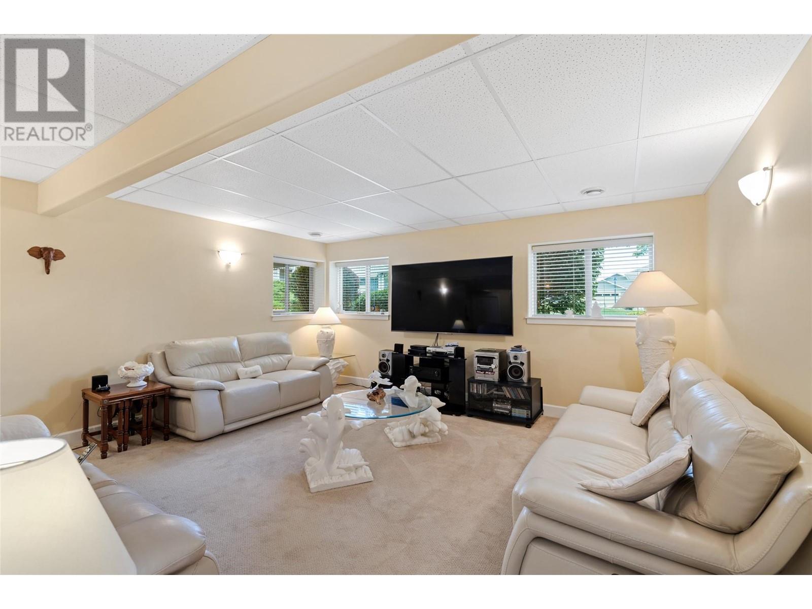 239 4035 Gellatly Road, West Kelowna