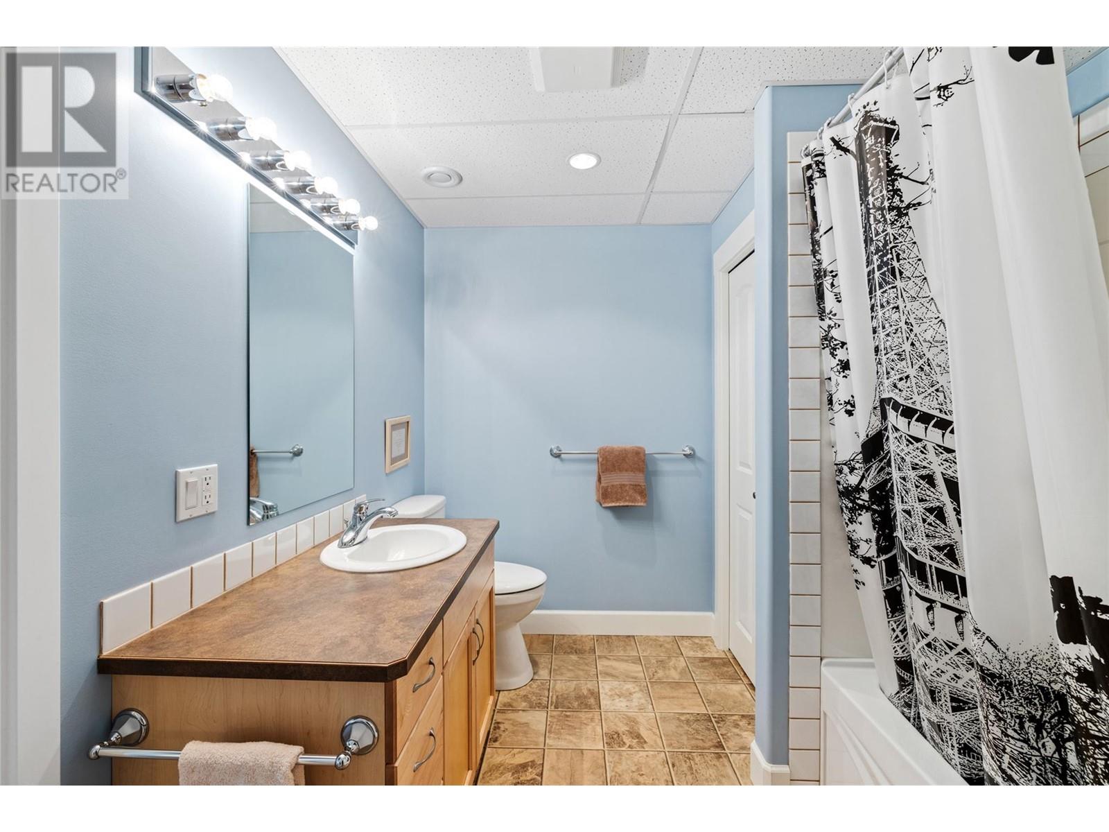 239 4035 Gellatly Road, West Kelowna