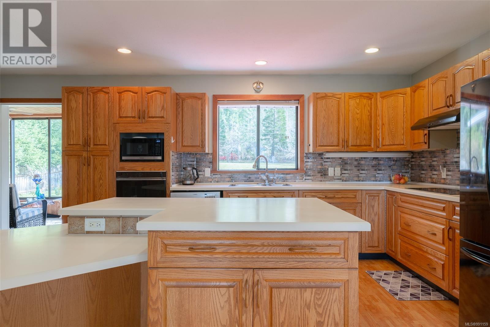 8954 Faber Rd, Port Alberni real estate listing 991159