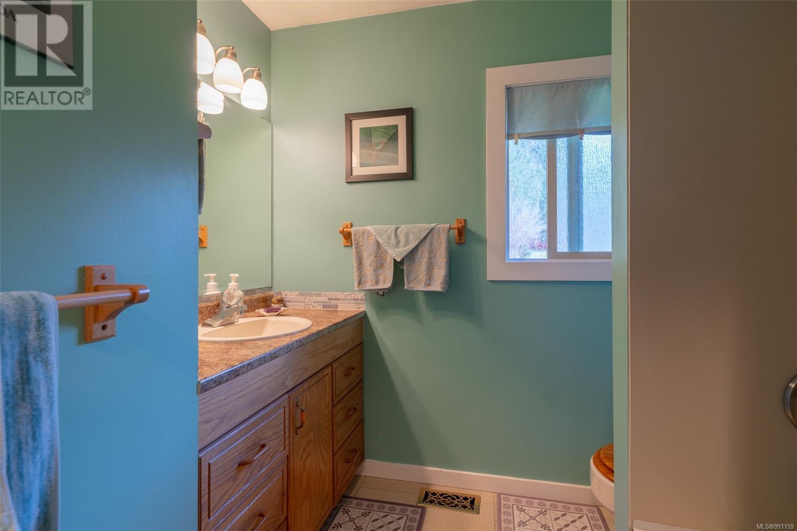 8954 Faber Rd, Port Alberni