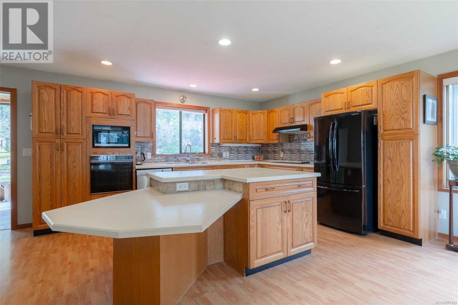8954 Faber Rd, Port Alberni real estate listing 991159
