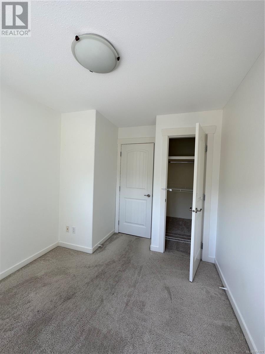 112 170 Centennial Dr, Courtenay