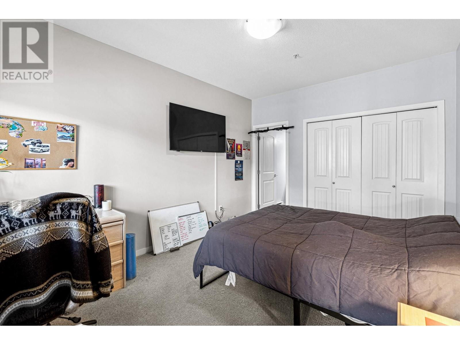 210 345 Mills Road, Kelowna