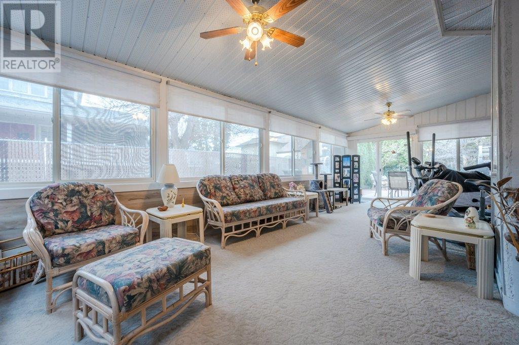 3 6437 Meadows Drive, Oliver