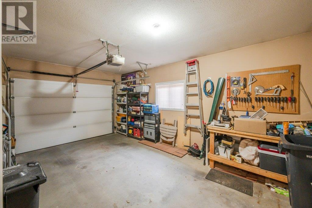 3 6437 Meadows Drive, Oliver