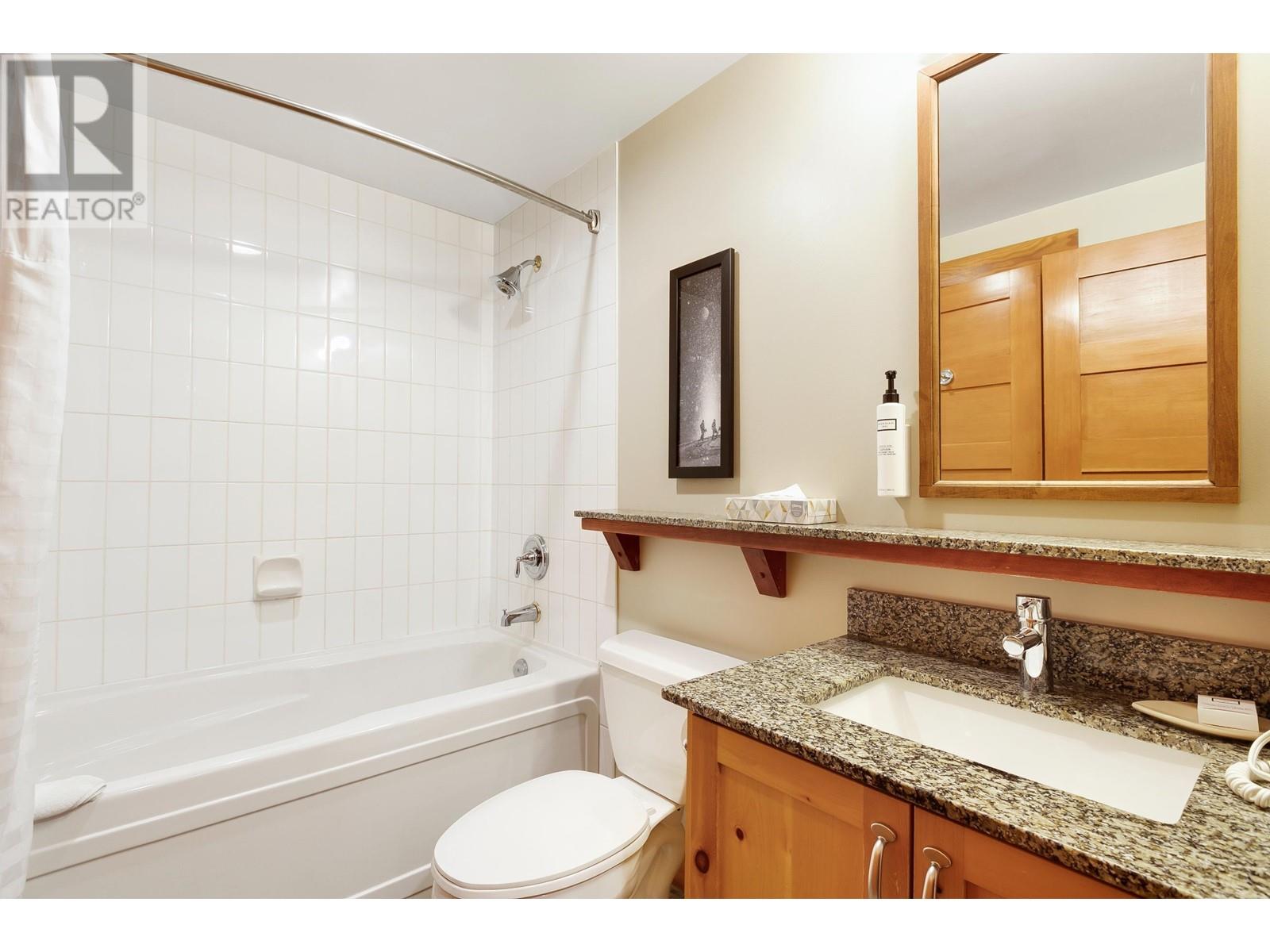 318C 2036 LONDON LANE, Whistler