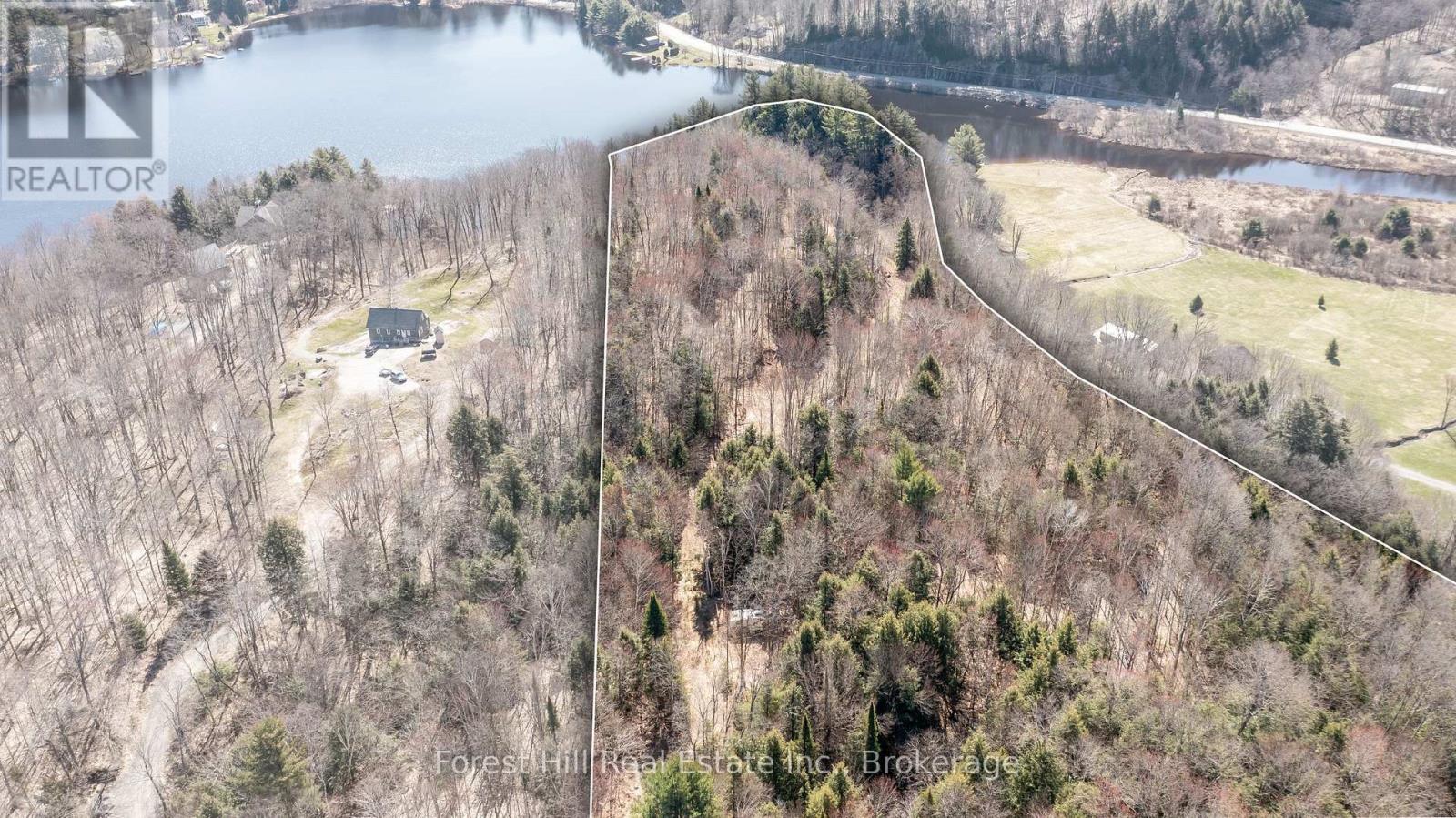 Photo 11 of 115 Longs Lake Road, Huntsville ON