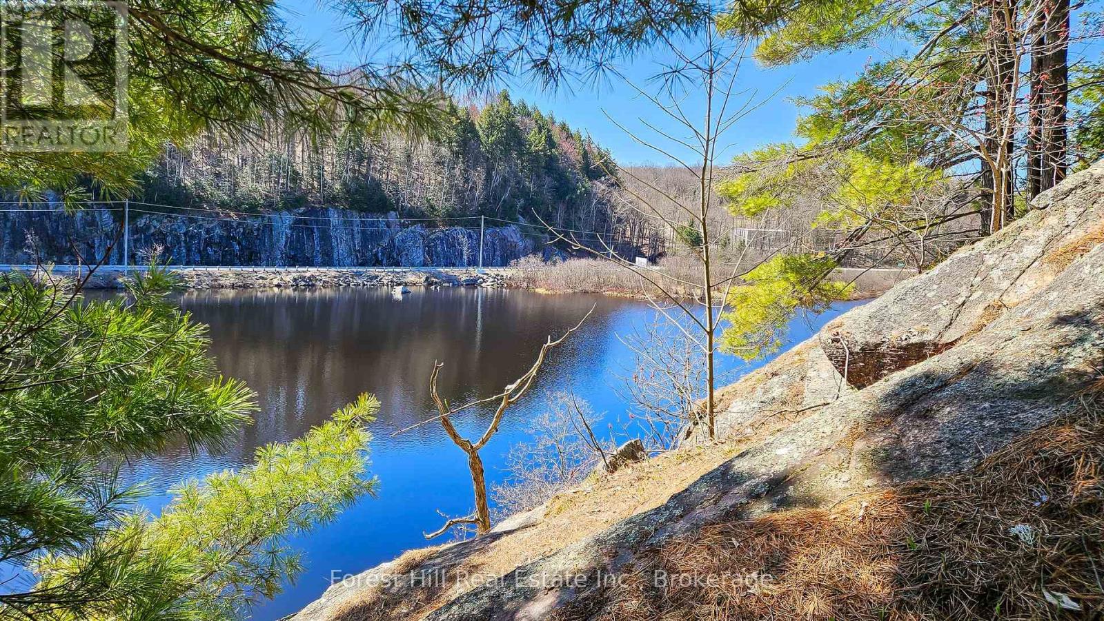 Photo 7 of 115 Longs Lake Road, Huntsville ON