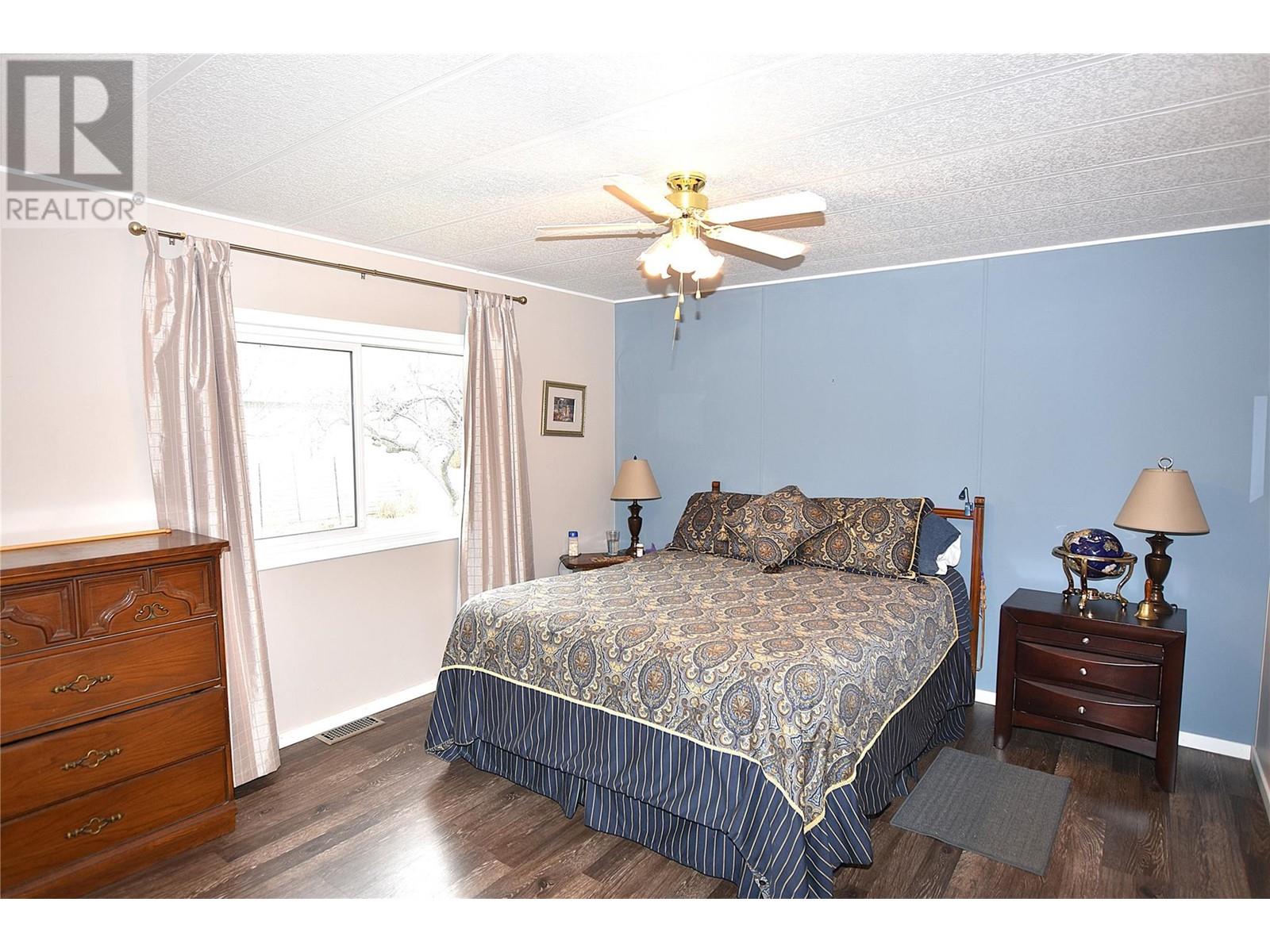 48 2727 Lakeshore Road, Vernon