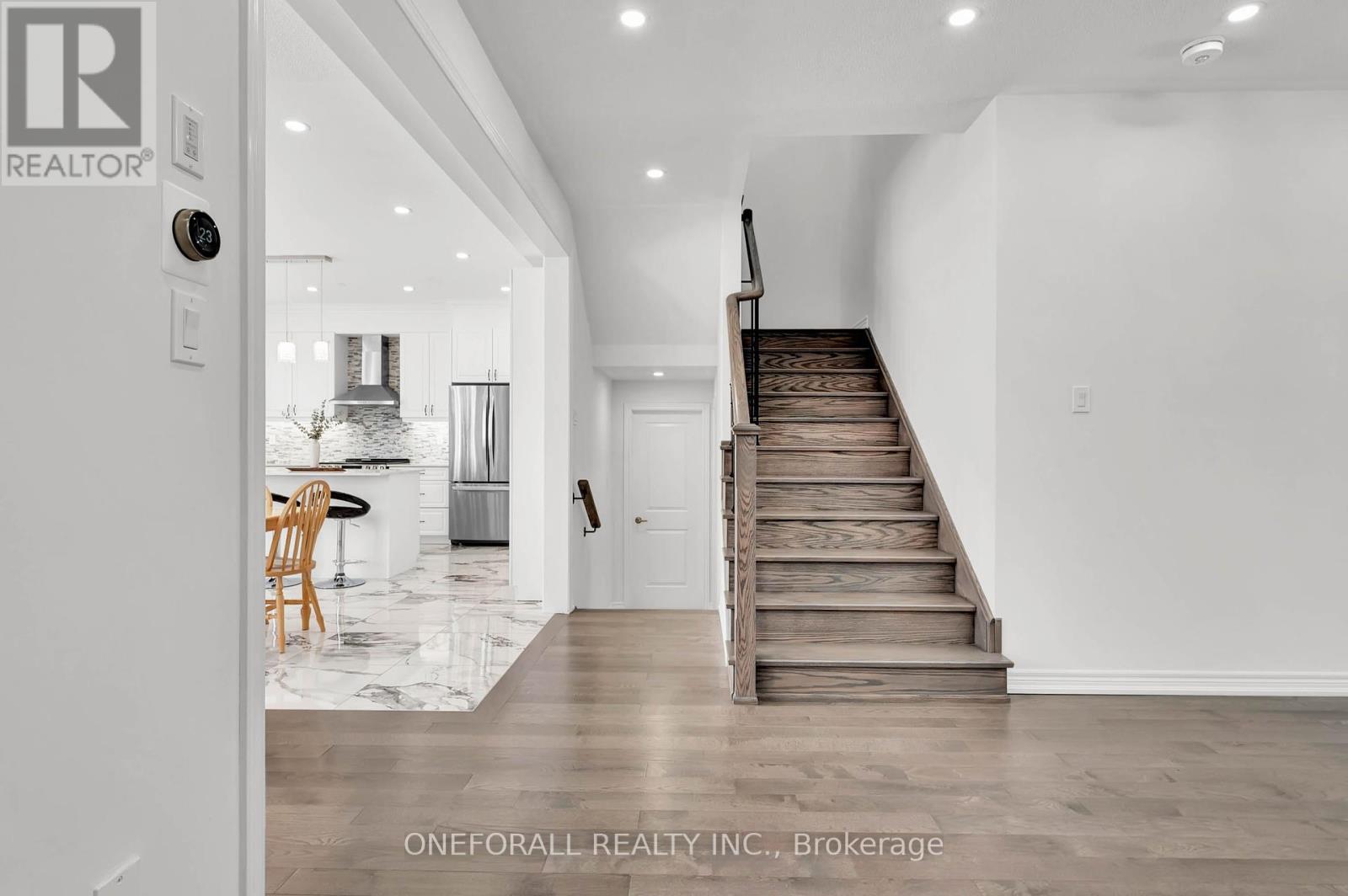 Photo 16 of 68 Wakefield Boulevard, Essa ON