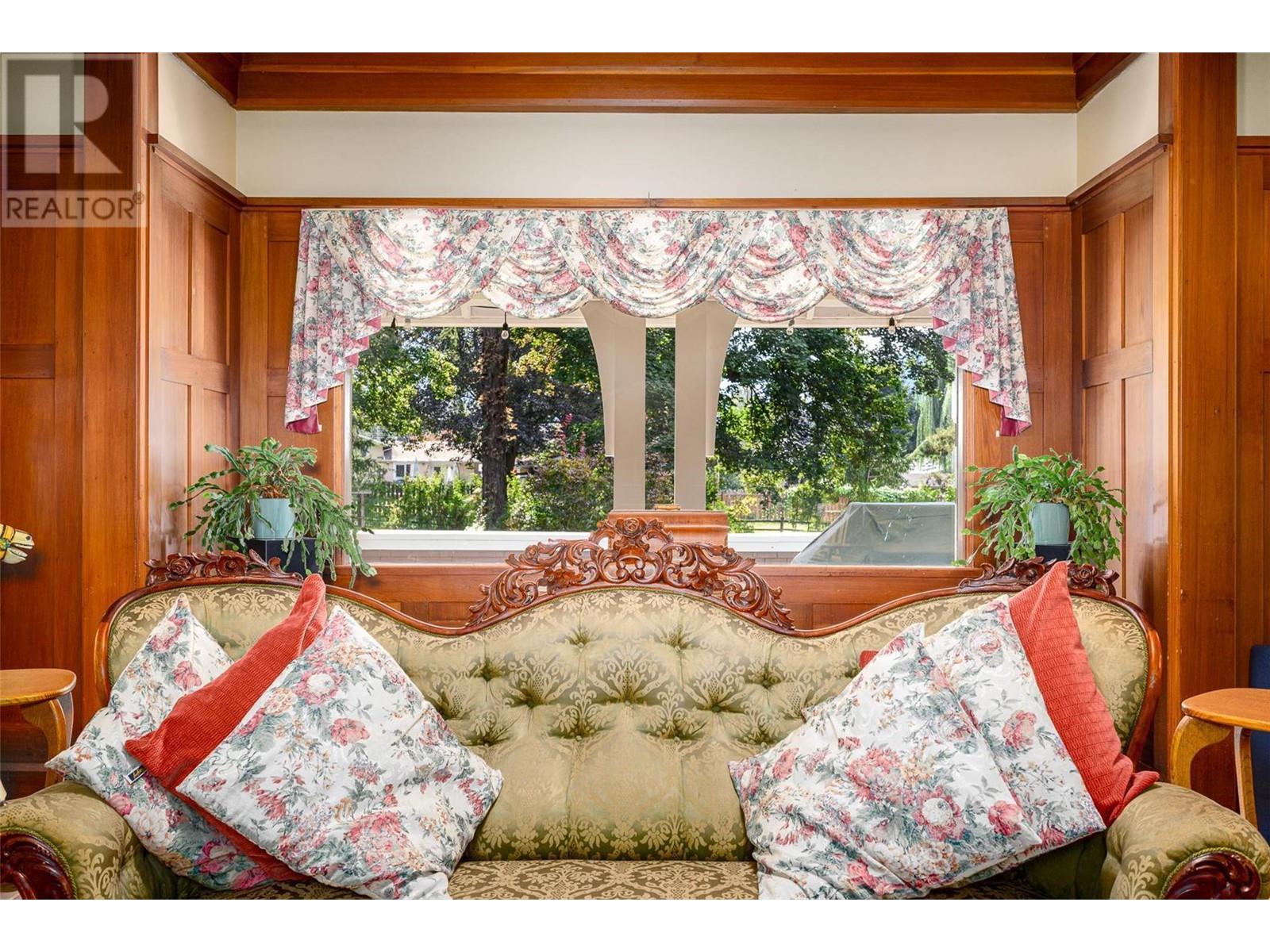 9310 Kalamalka Road, Coldstream