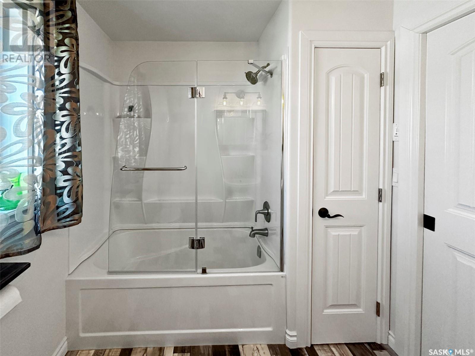 Photo 18 of 203 Hillcrest Place, Lac Pelletier Rm No 107 SK