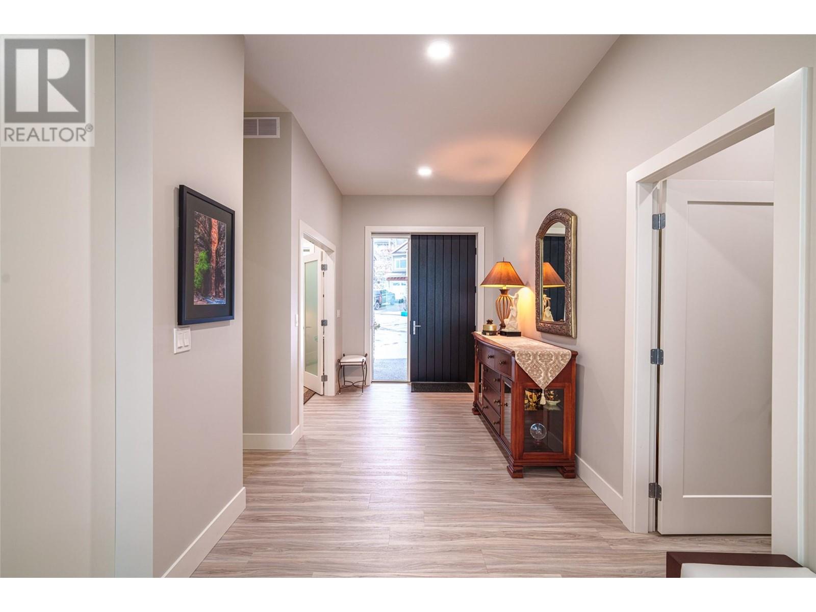  1334 Red Mountain Place, Vernon