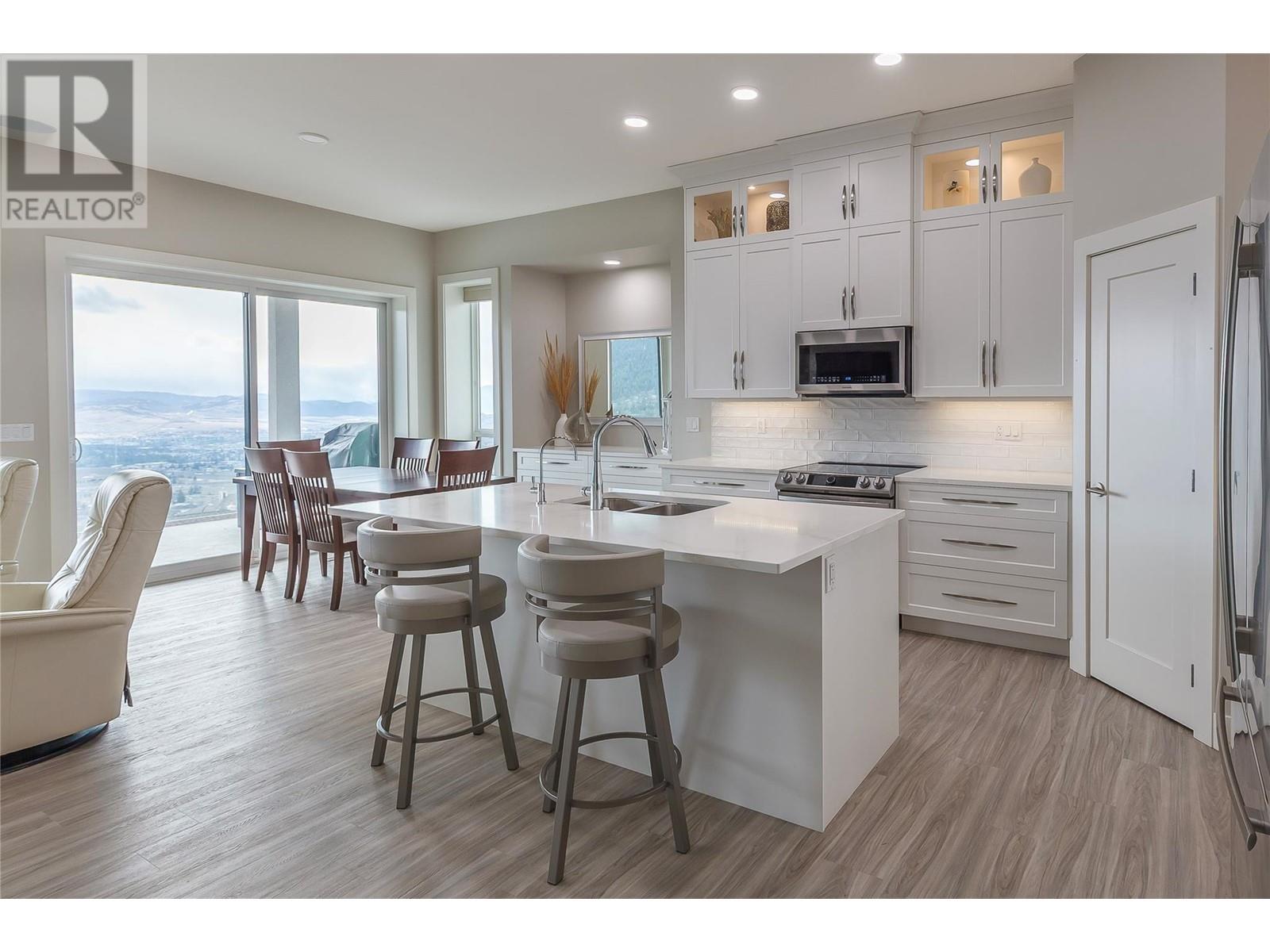  1334 Red Mountain Place, Vernon