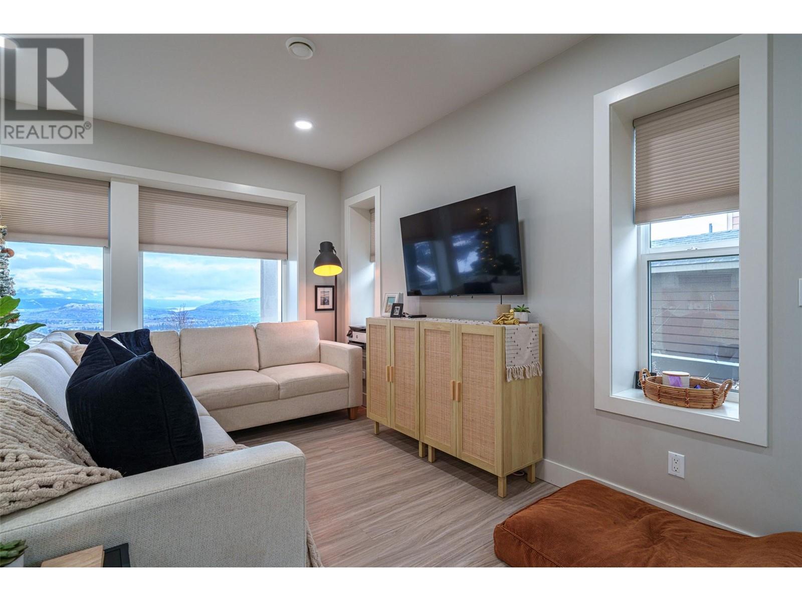  1334 Red Mountain Place, Vernon