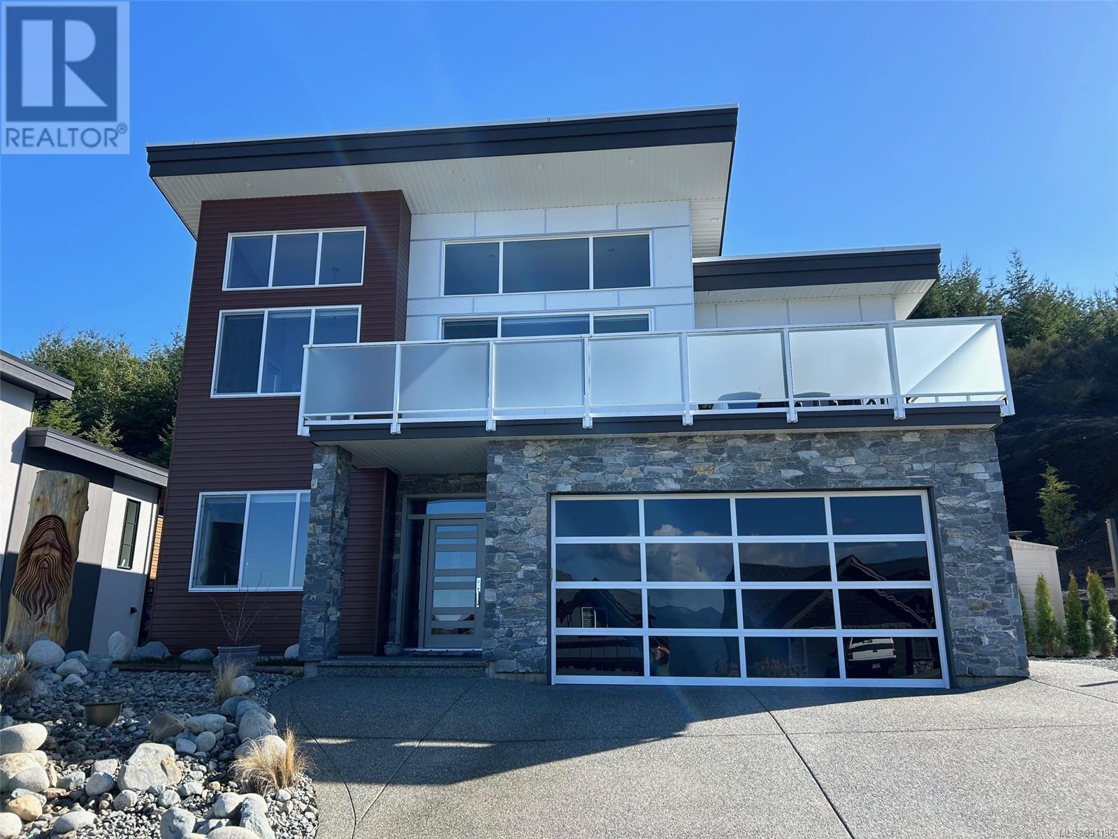 6089 Sansum Dr, Duncan