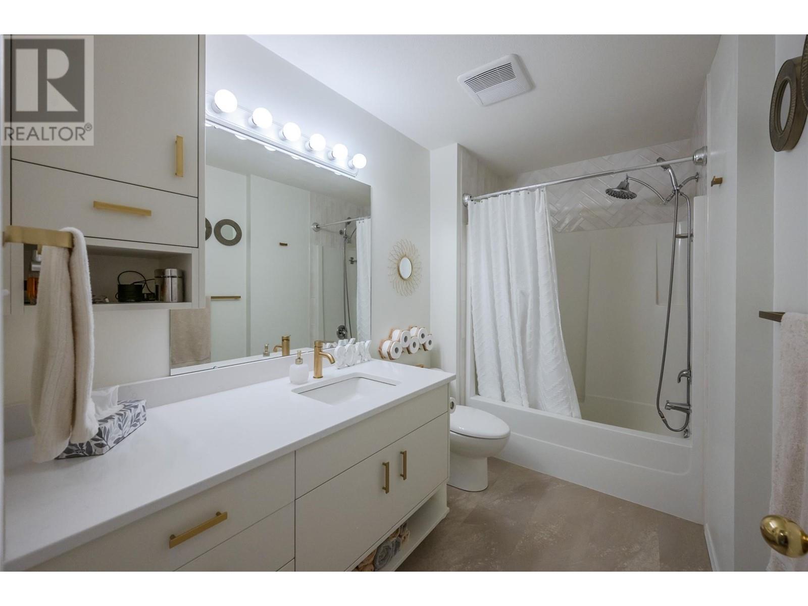 104 183 Maple Street, Penticton