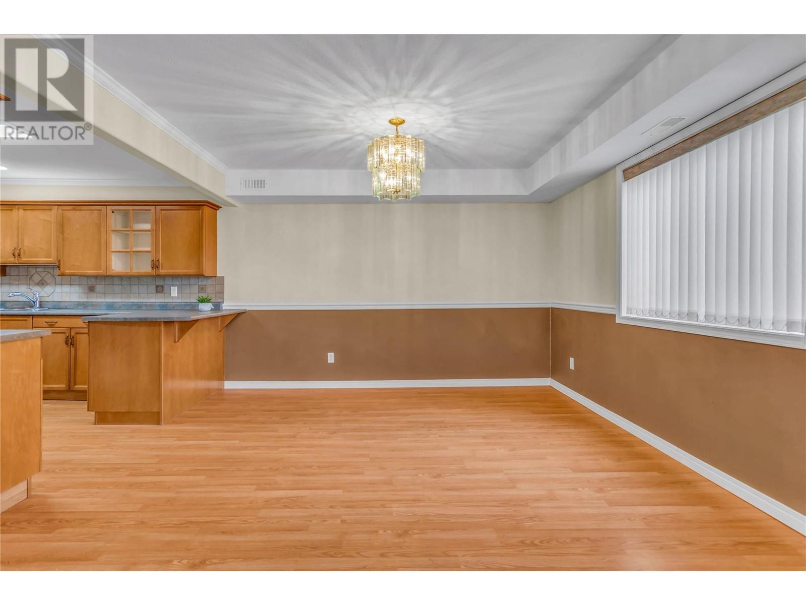 208 200 DOUGALL Road North, Kelowna