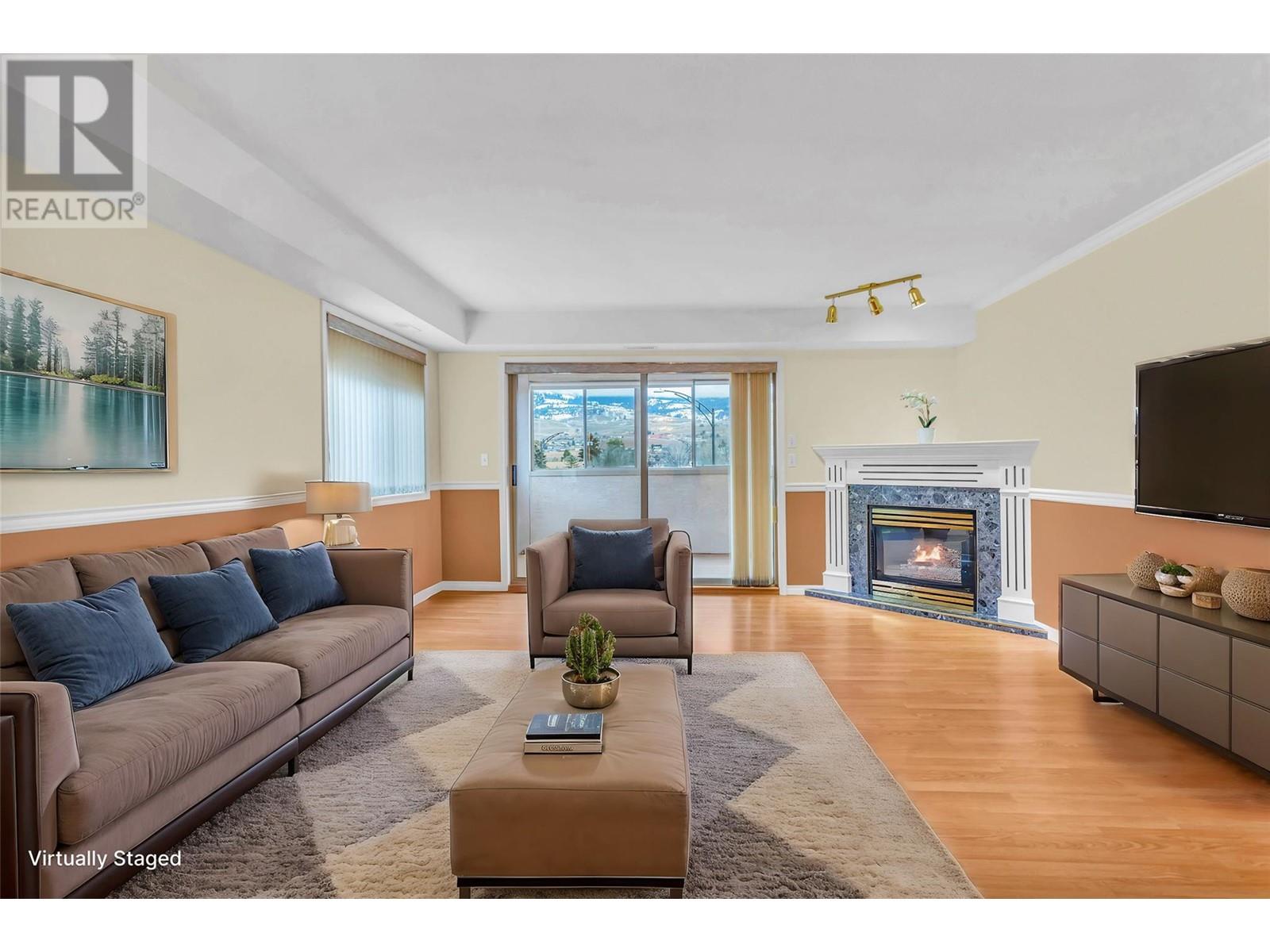 208 200 DOUGALL Road North, Kelowna