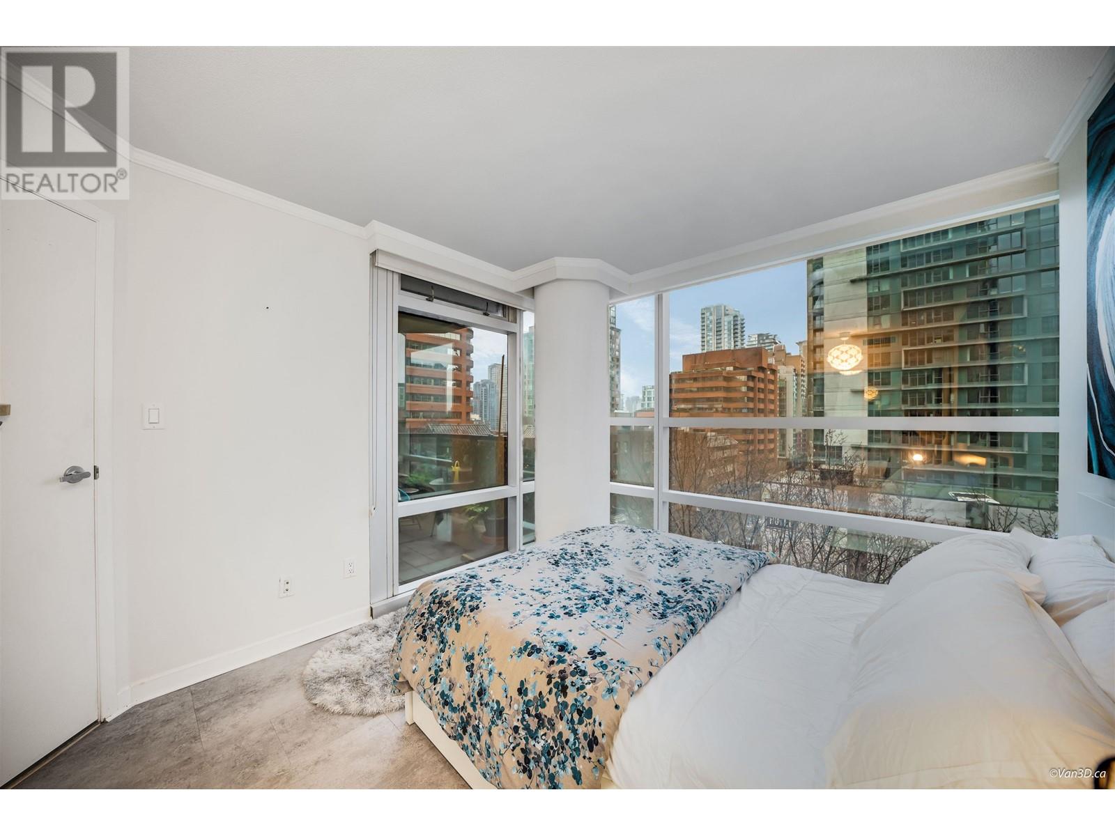 Photo 19 of 701 1050 Burrard Street, Vancouver BC