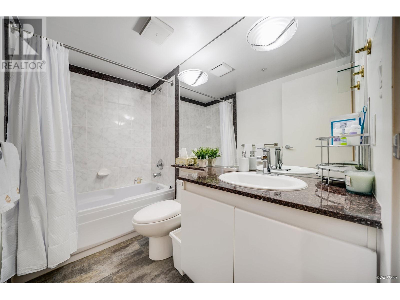 Photo 21 of 701 1050 Burrard Street, Vancouver BC