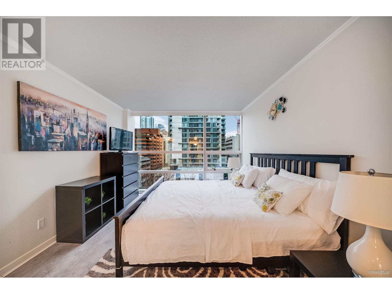 Photo 17 of 701 1050 Burrard Street, Vancouver BC