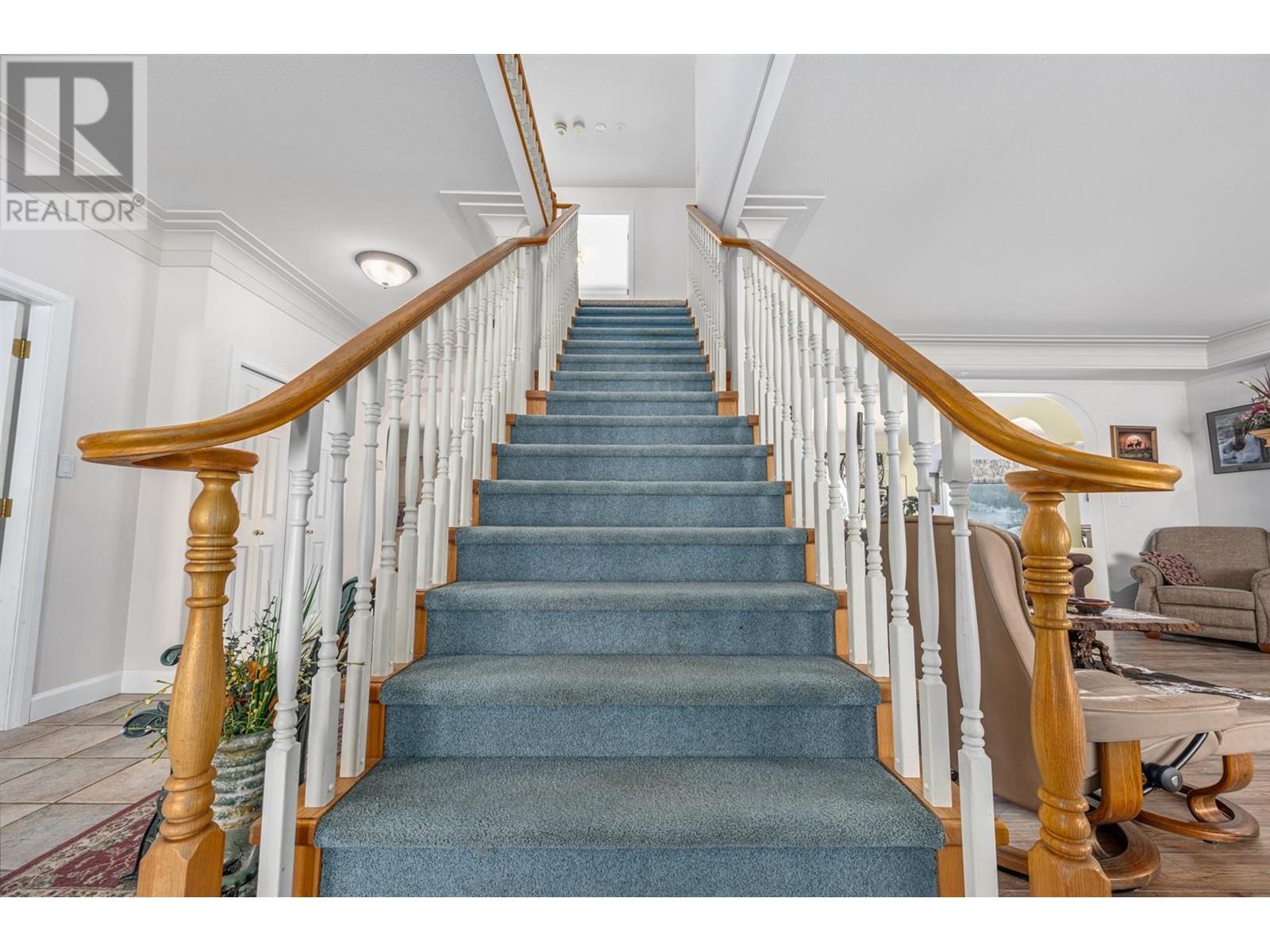 5976 VLA Road, Chase