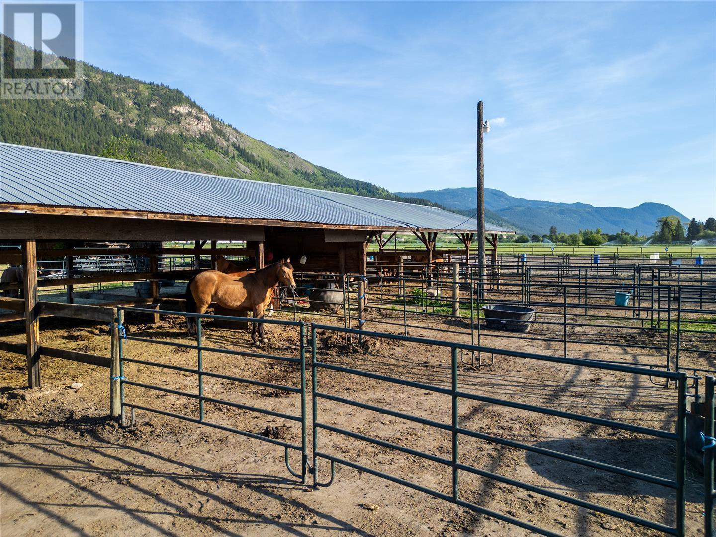 5976 VLA Road, Chase