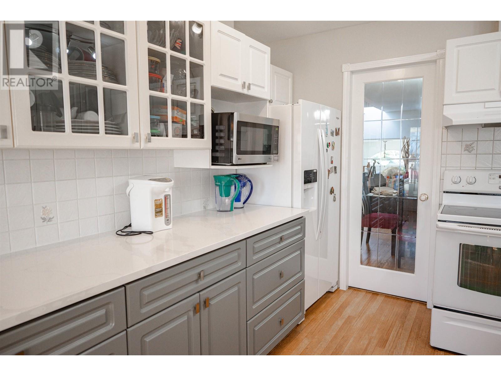 7936 EDMONDS STREET, Burnaby
