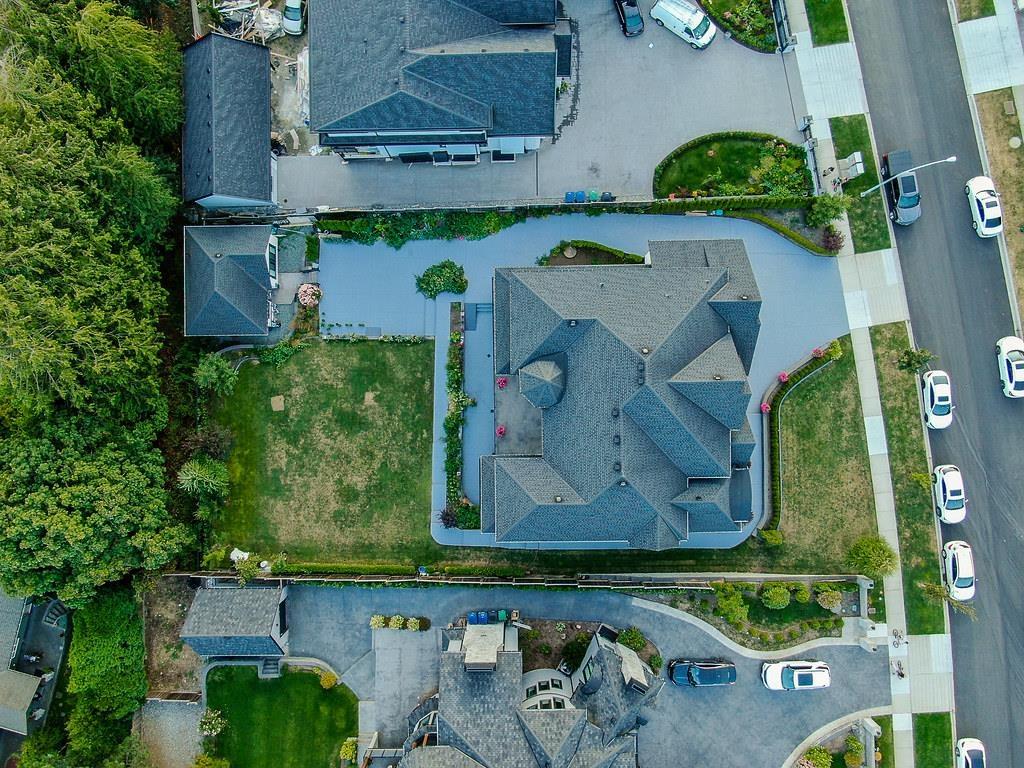 Photo 3 of 14468 55 Avenue, Surrey BC