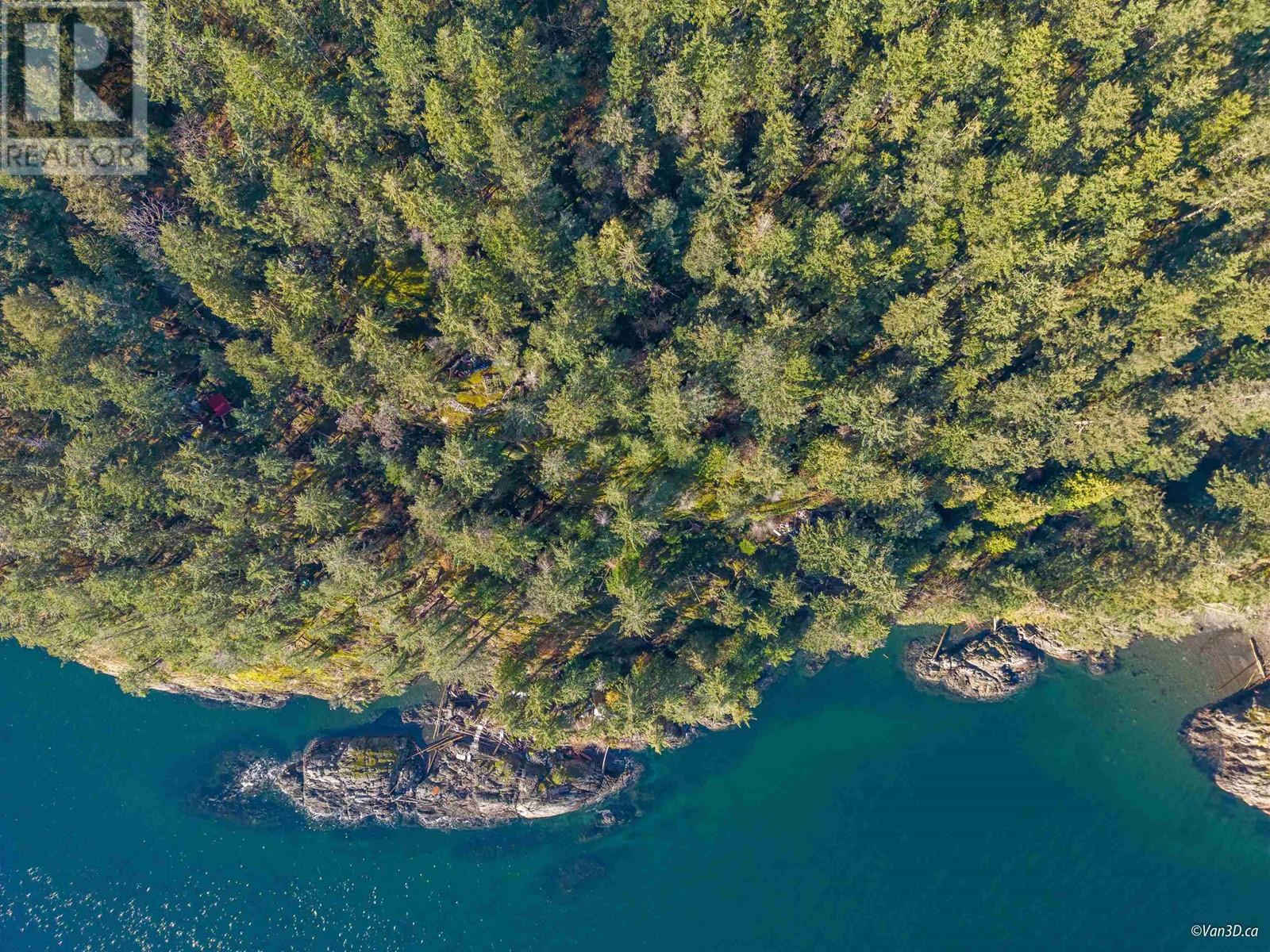 381 WATERFRONT, Bowen Island