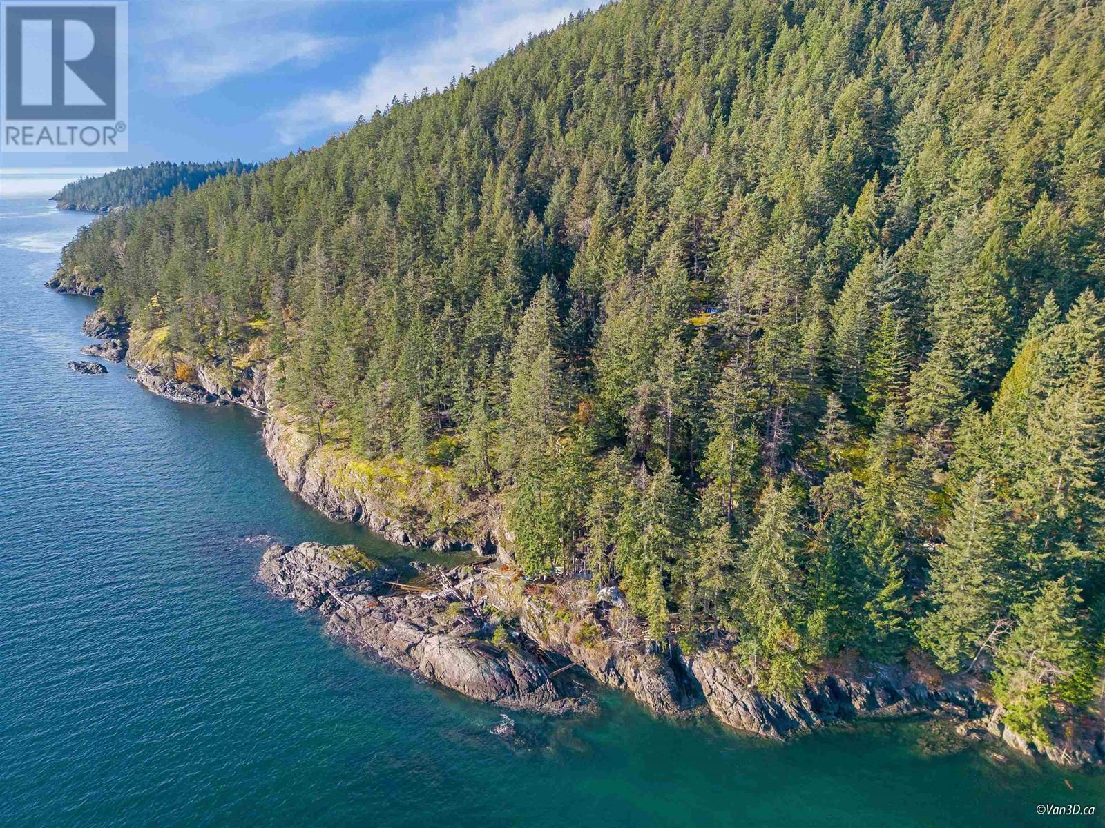 381 WATERFRONT, Bowen Island