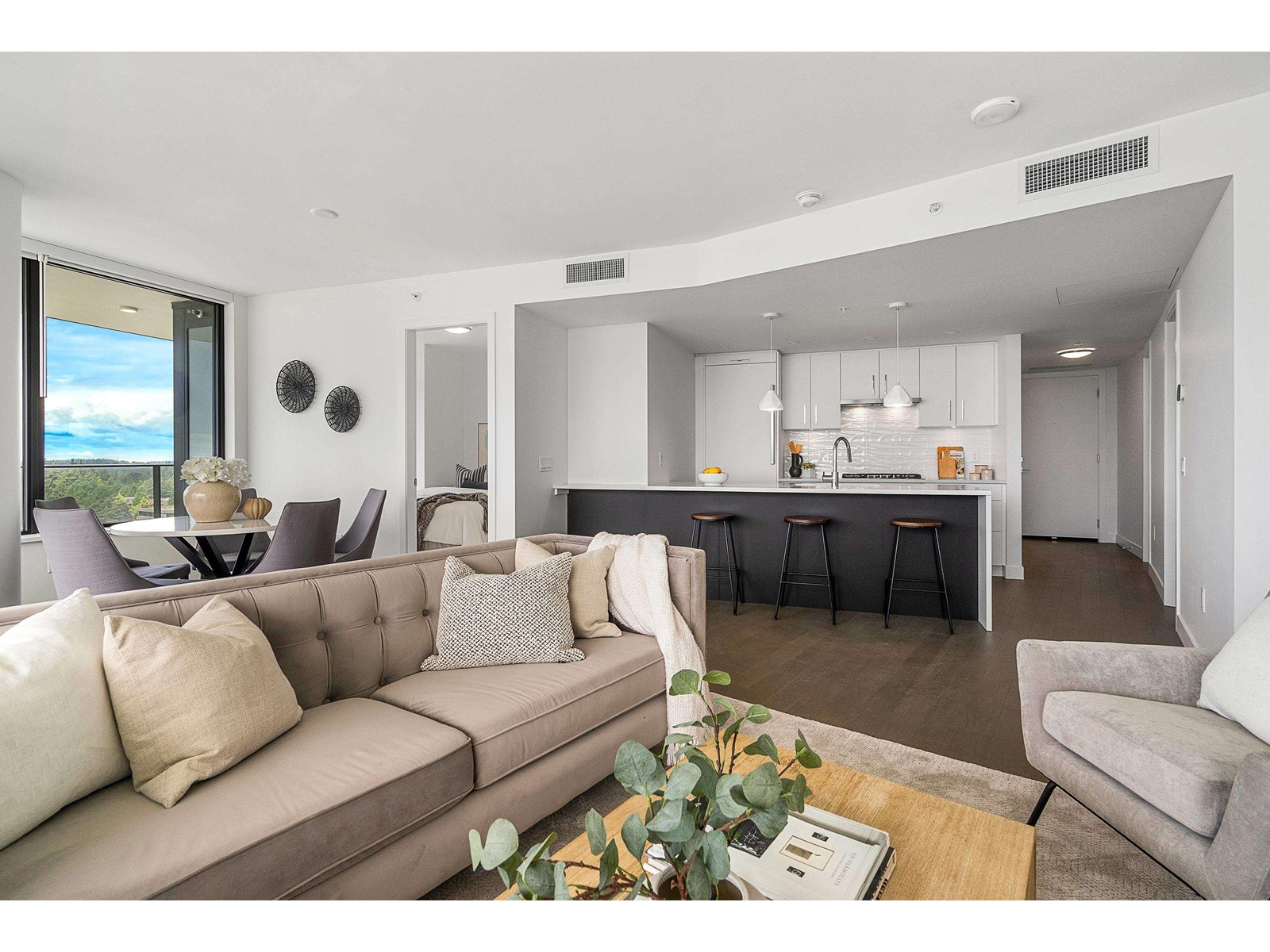 1108 1588 JOHNSTON ROAD, White Rock real estate listing R2974858
