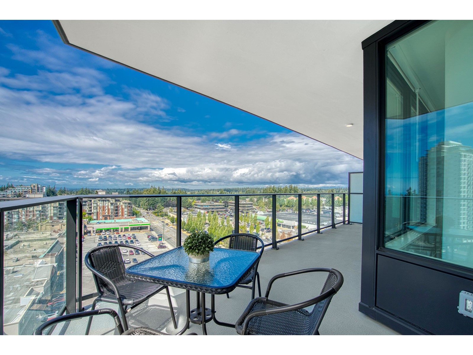 1108 1588 JOHNSTON ROAD, White Rock real estate listing R2974858