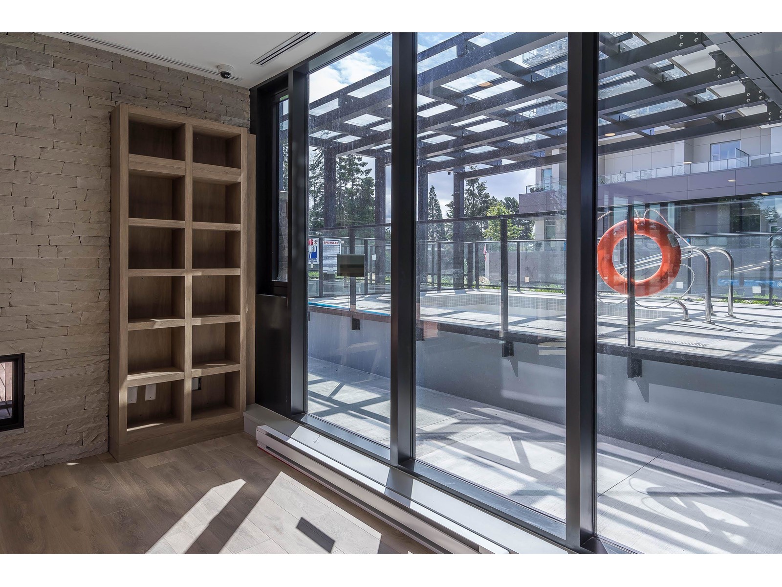 1108 1588 JOHNSTON ROAD, White Rock real estate listing R2974858