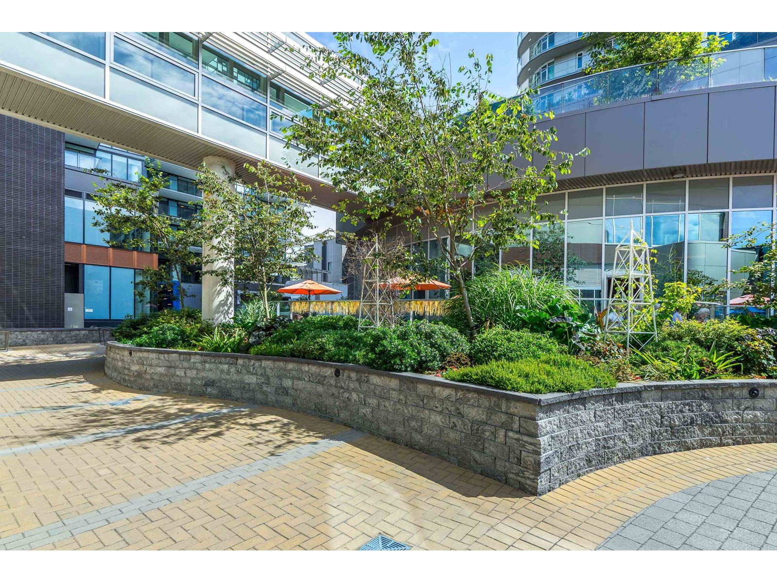 1108 1588 JOHNSTON ROAD, White Rock real estate listing R2974858