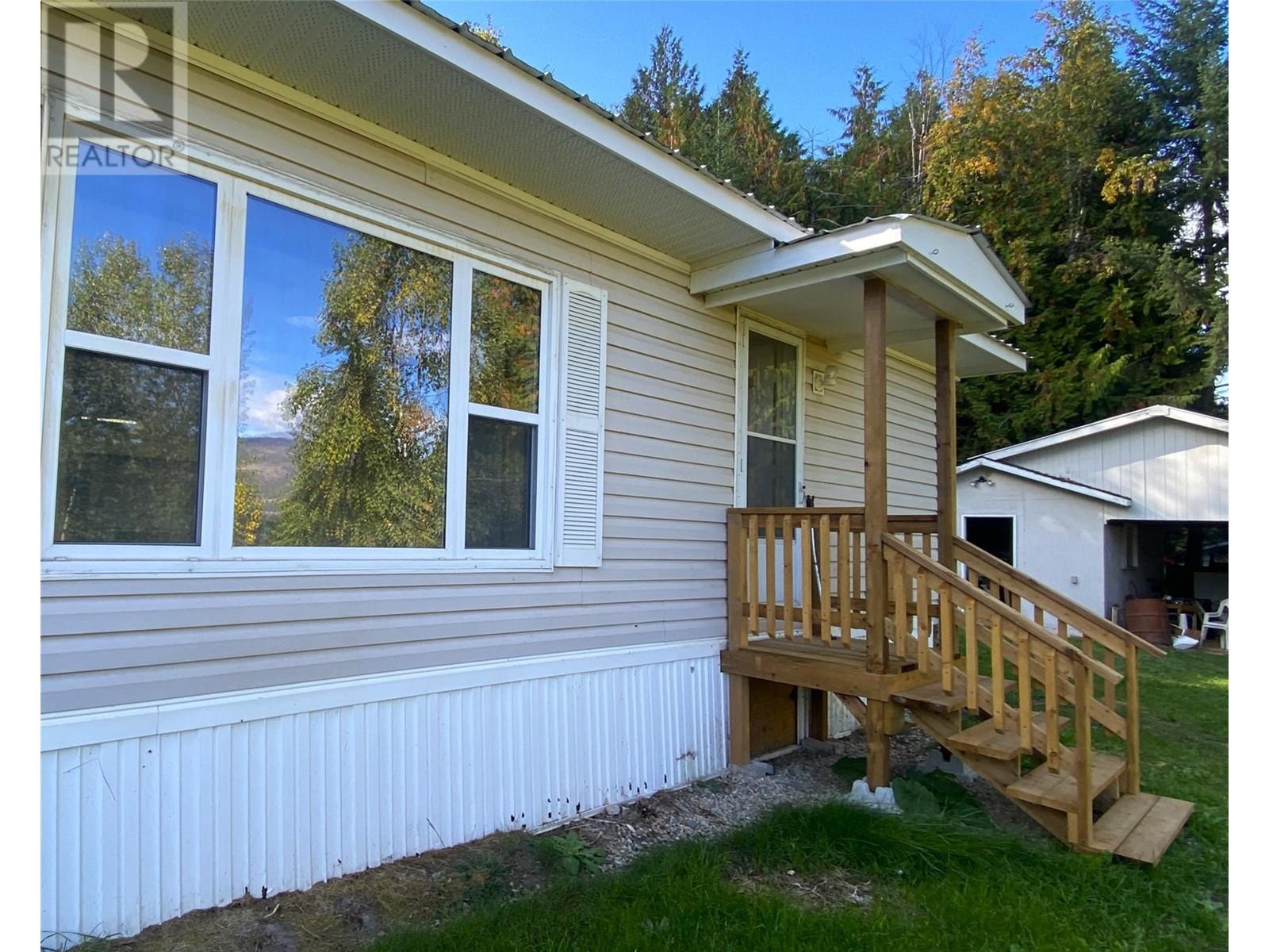  655 Caouette Road, Sorrento