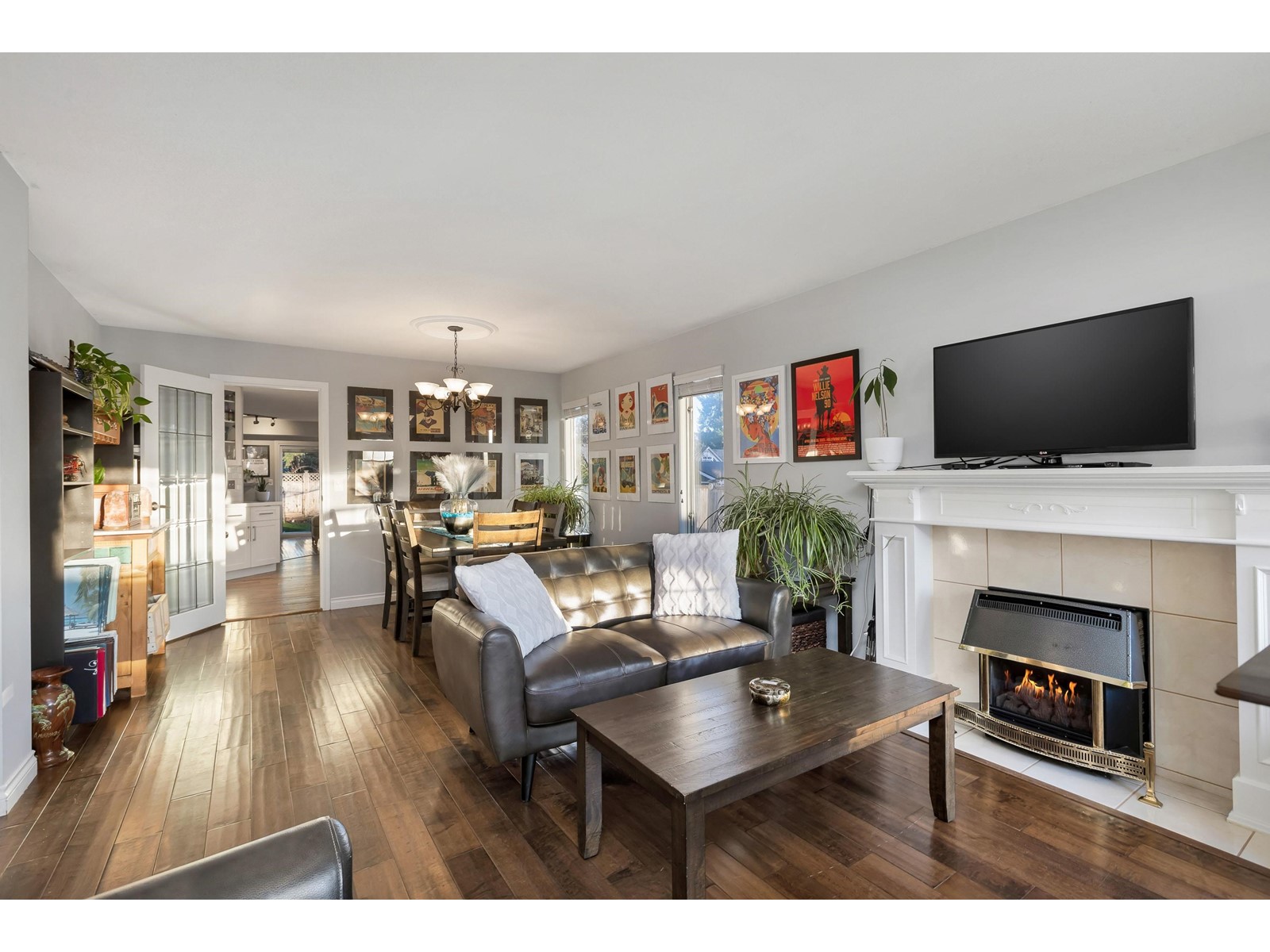 1530 CORY ROAD, White Rock real estate listing R2974728