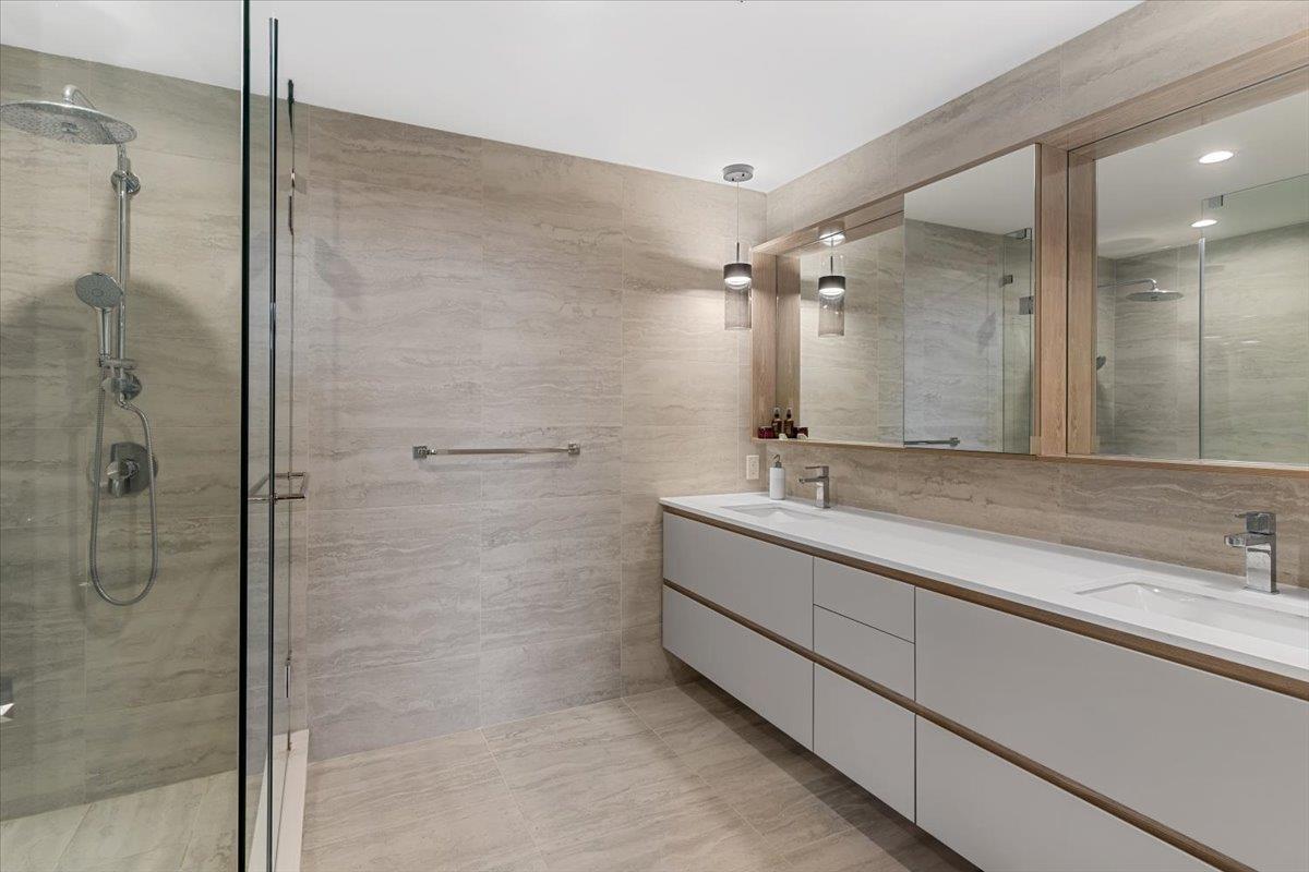 601 1526 FINLAY STREET, White Rock real estate listing R2975179