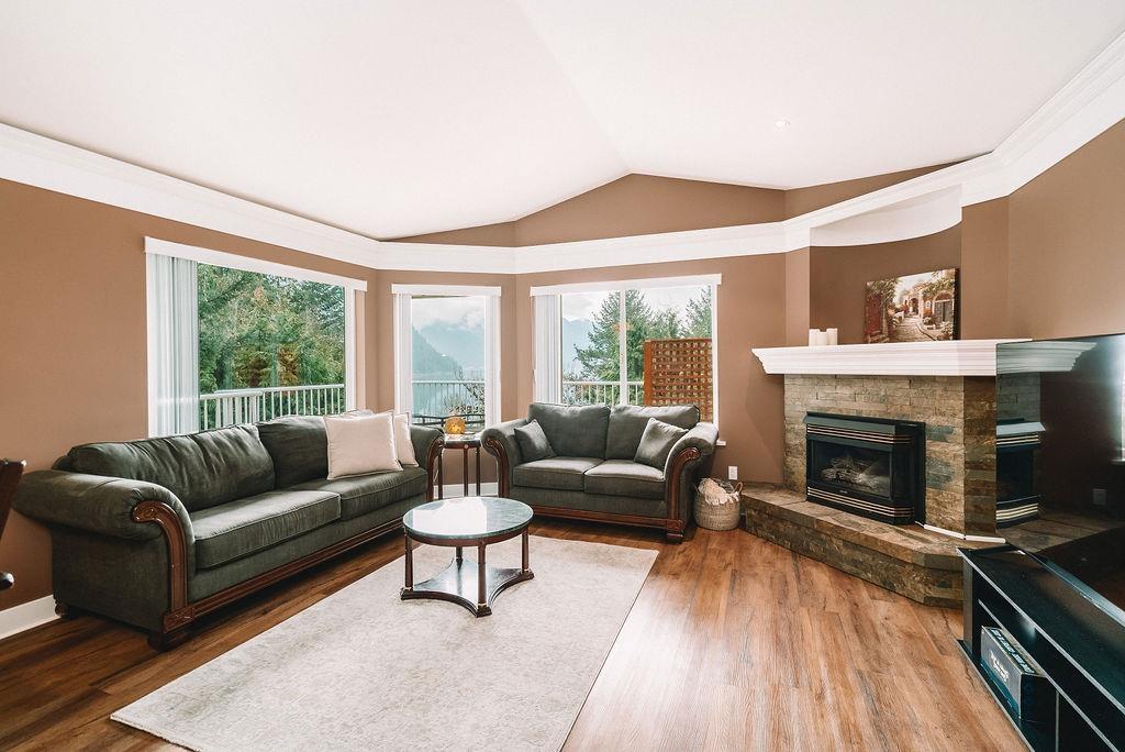 6960 ROCKWELL DRIVE, Harrison Lake, Harrison Hot Springs
