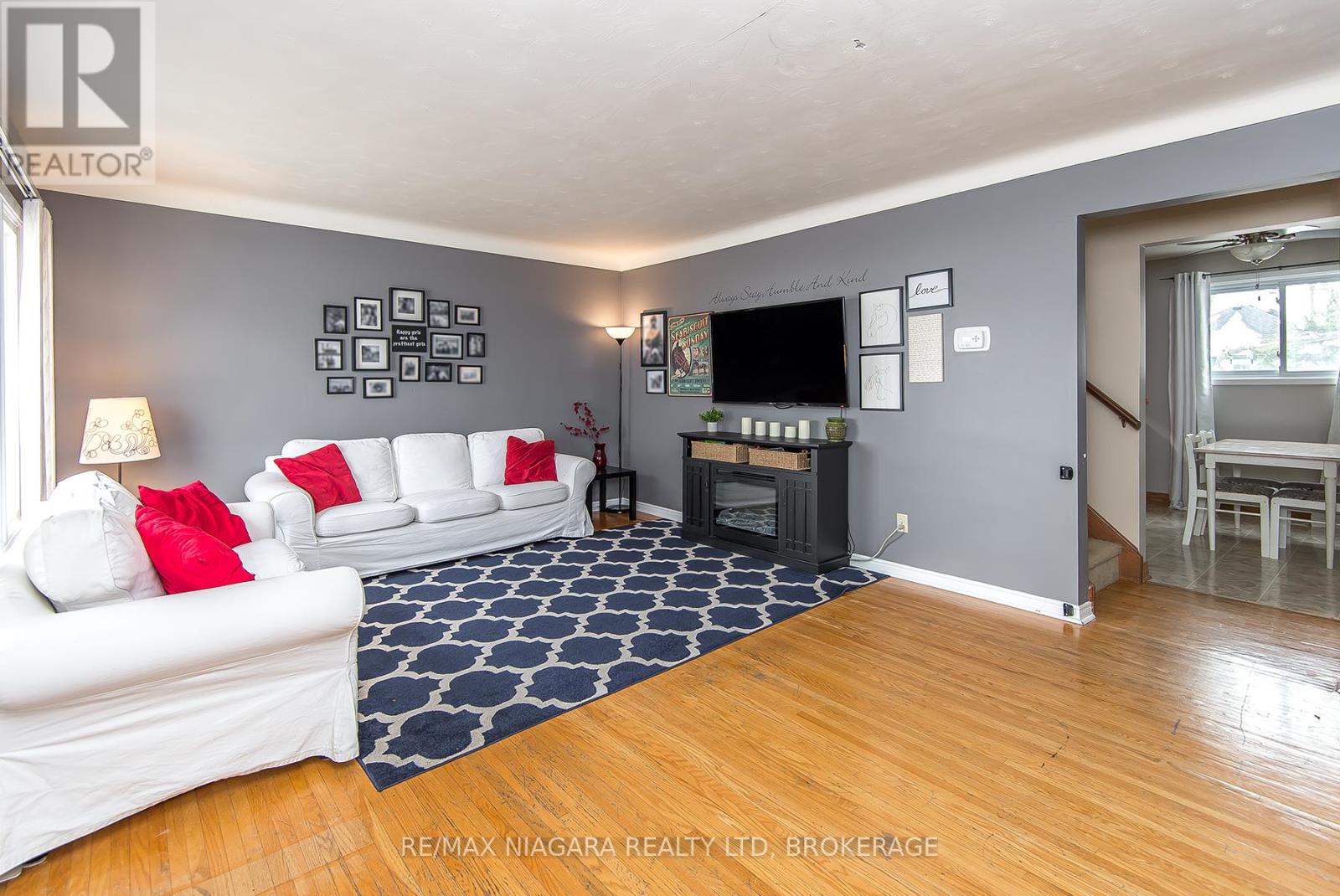 Photo 15 of 5 Glen Avenue, St Catharines ON