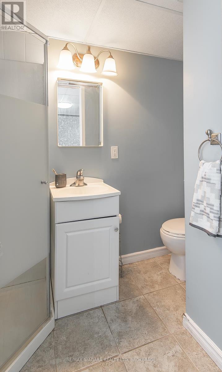 Photo 34 of 5 Glen Avenue, St Catharines ON