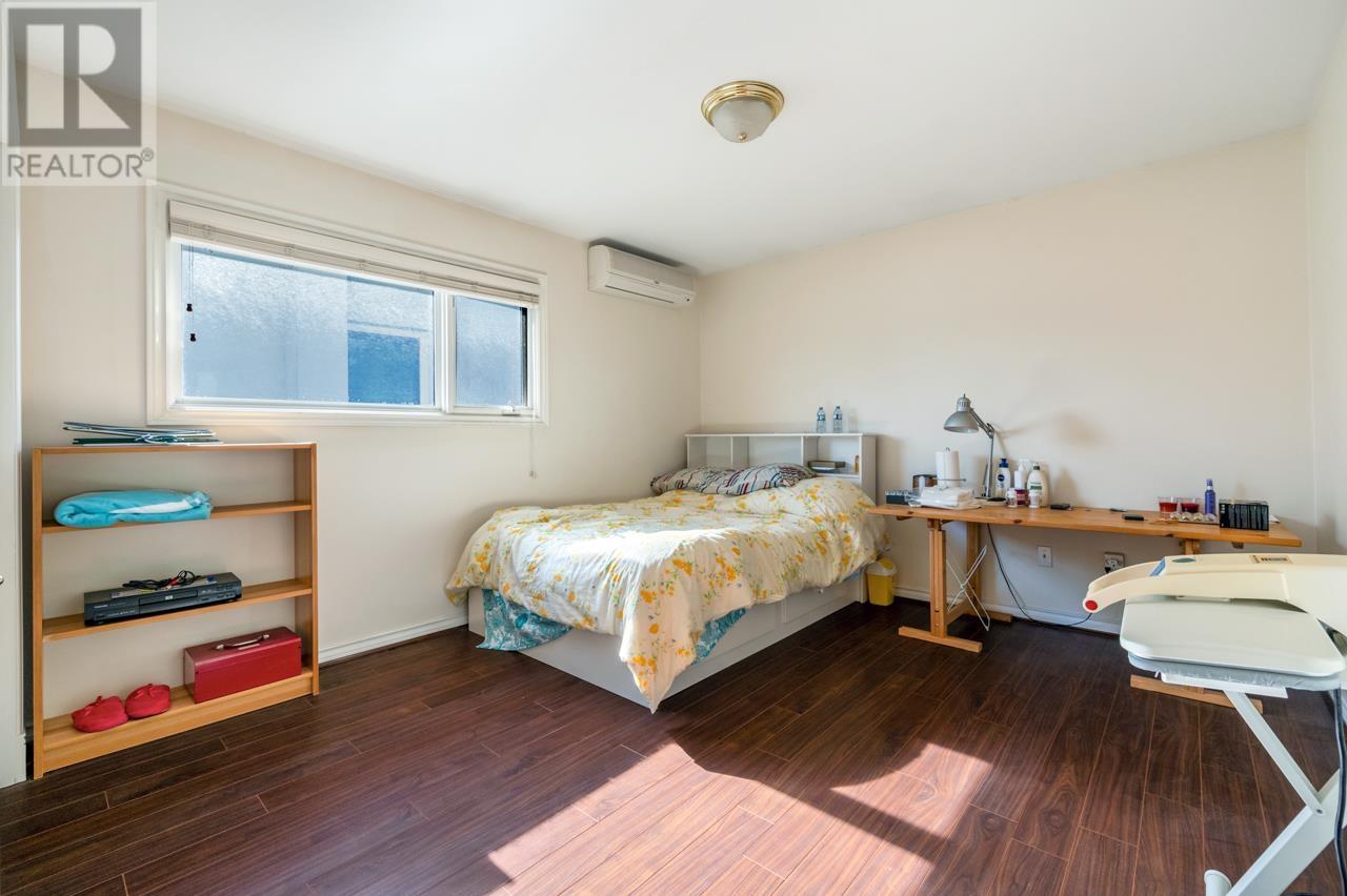 Photo 12 of 8831 Foster Road, Richmond BC