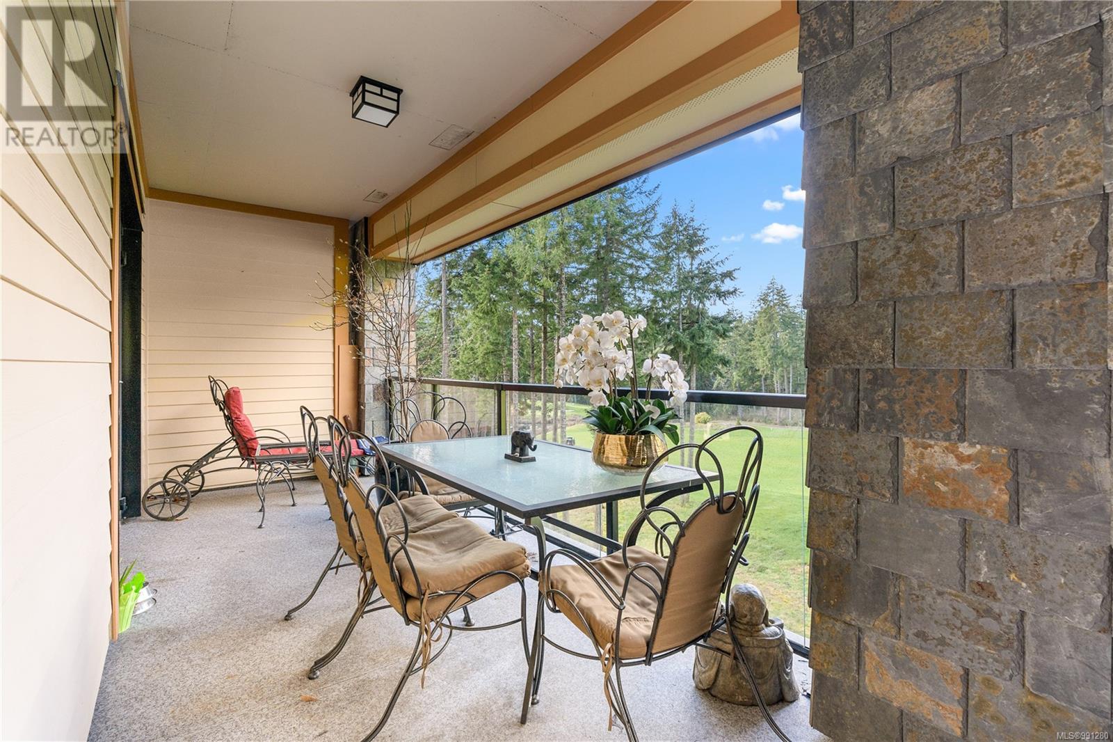 315 1400 Lynburne Pl, Langford real estate listing 991280