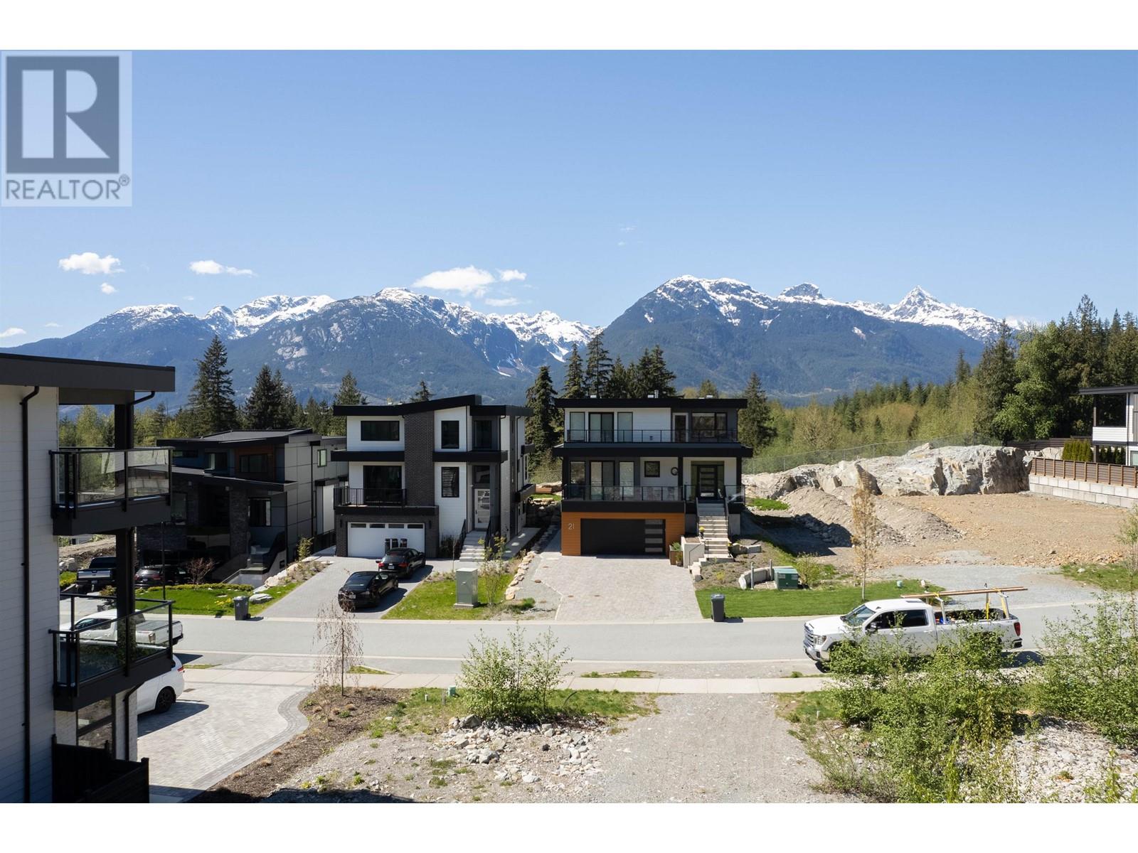 18 3385 MAMQUAM ROAD, Squamish real estate listing R2975244
