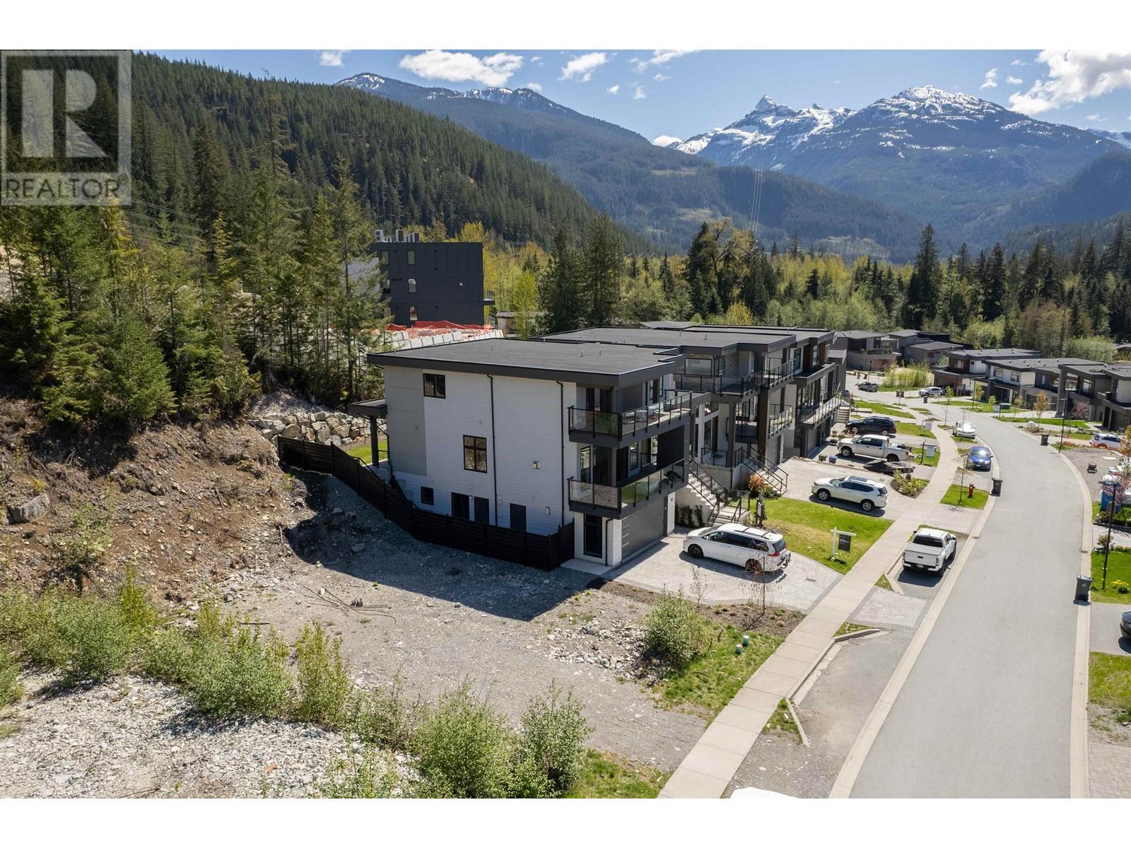 18 3385 MAMQUAM ROAD, Squamish real estate listing R2975244