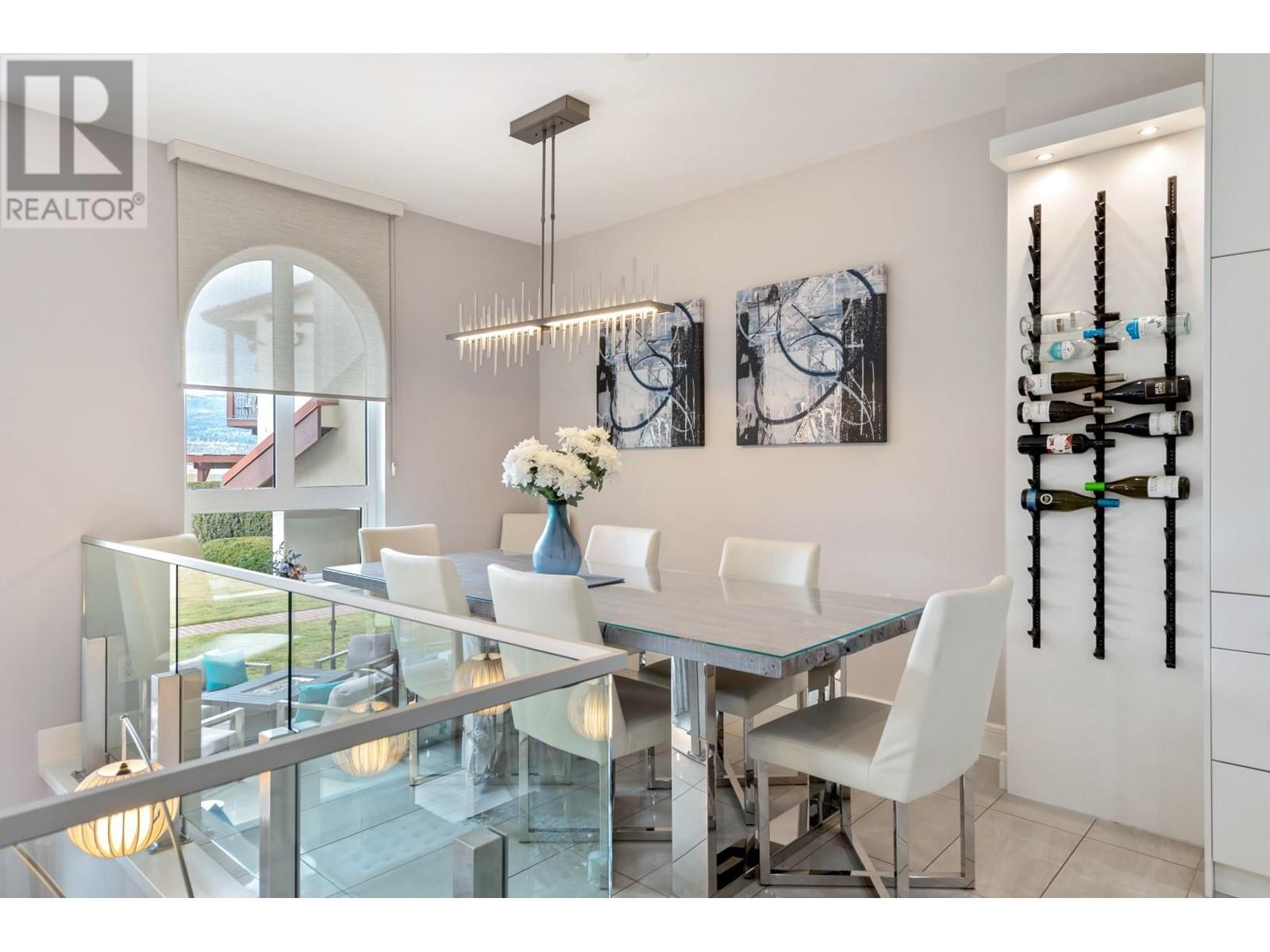 4 3756 Lakeshore Road, Kelowna
