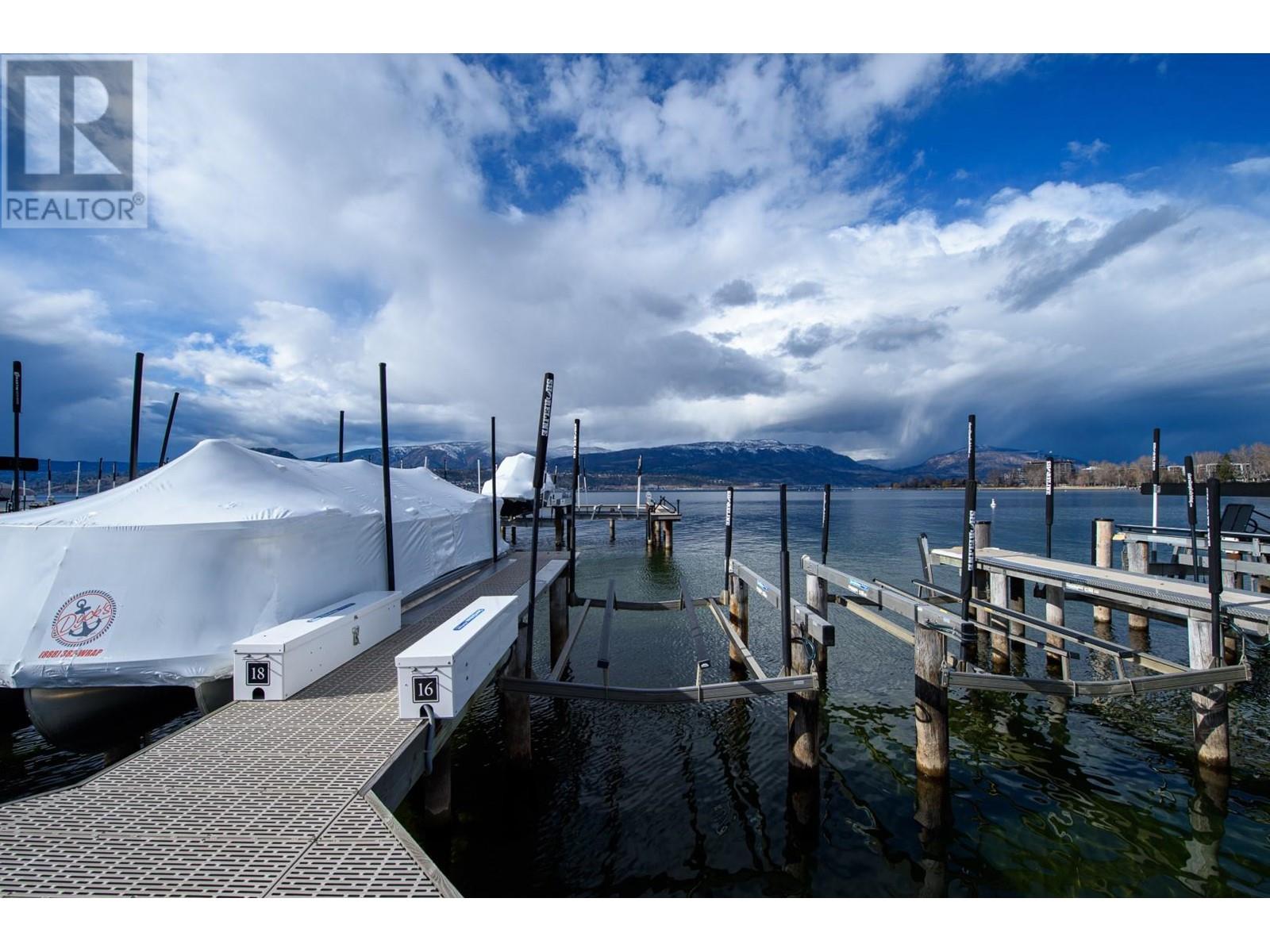 4 3756 Lakeshore Road, Kelowna